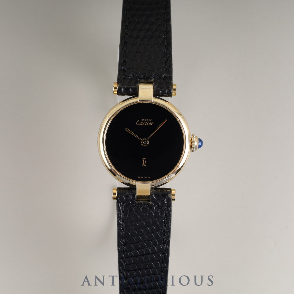 Cartier Must Vendôme VLC SM 18 Quartz Caliber - SV925 with genuine leather strap and genuine GP buckle. Onyx dial. Completely serviced at a Cartier boutique.