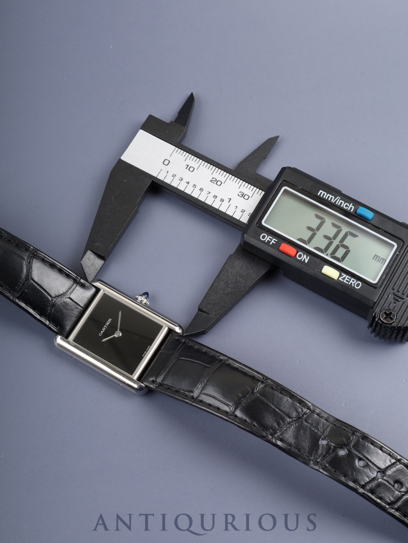カルティエ タンクマスト LM WSTA0072 / 4323 クォーツ Cal.- SS 純正革ベルト 純正ピンバックル（SS）ブラック文字盤（SWISS MADE表記） 箱 保証書（2024年）