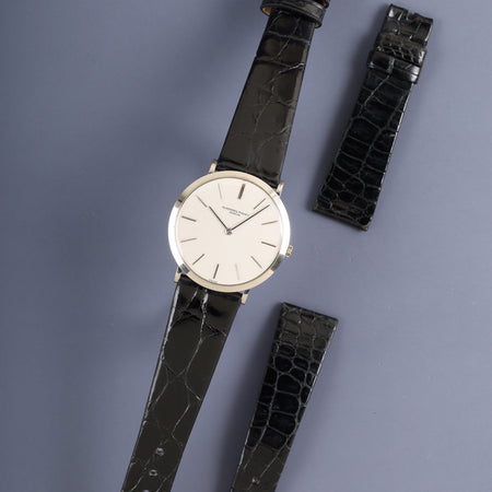 オーデマ・ピゲ ラウンド 手巻き Cal.K2001 / 1A 750WG 革 純正ピンバックル（750WG）シルバー文字盤 オーバーホール済み