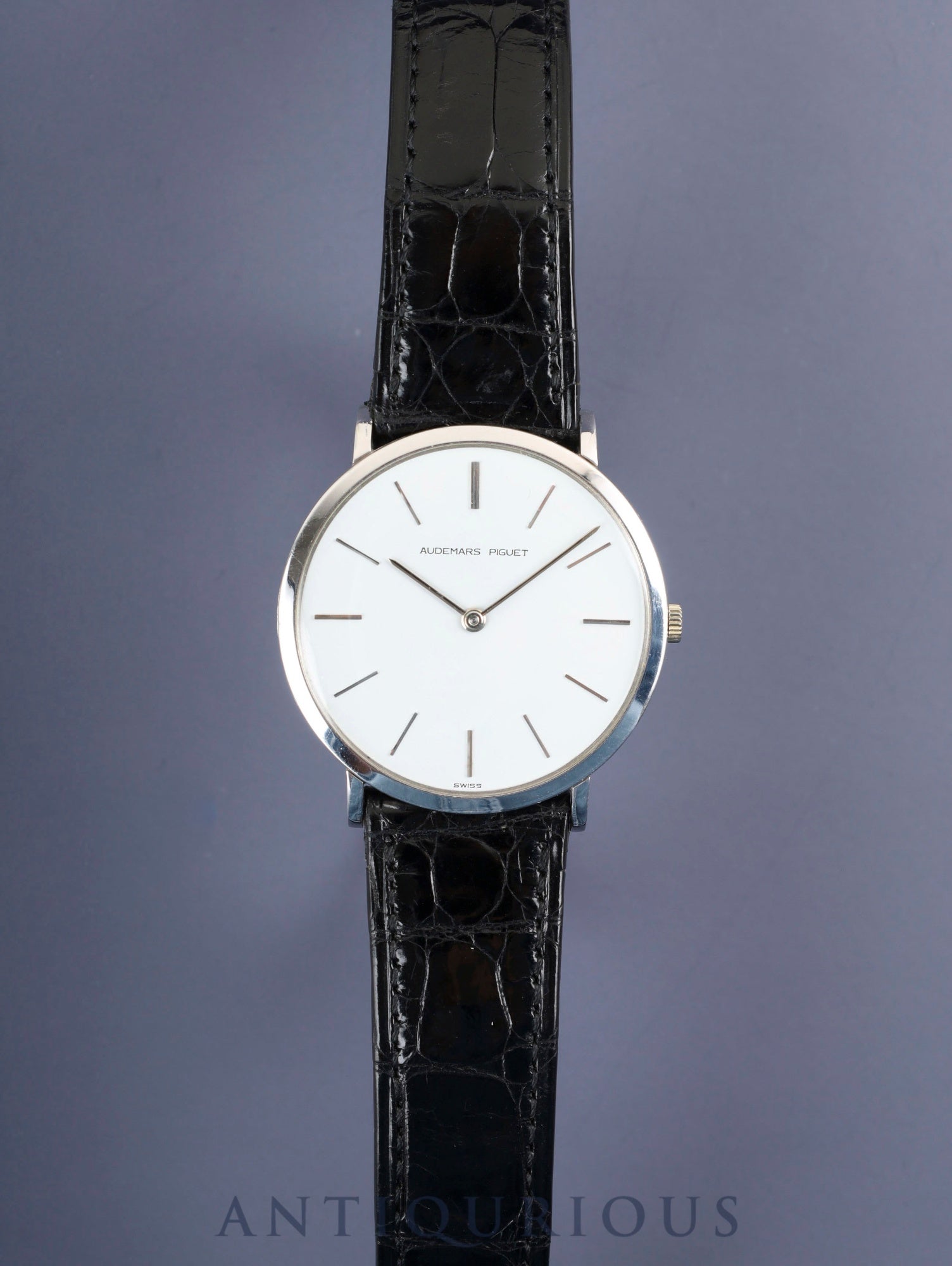 オーデマ・ピゲ エクストラフラット 手巻き Cal.K.2001/1A 750 純正革ベルト（使用感あり）純正尾錠（750）ホワイト文字盤 オーバーホール済み