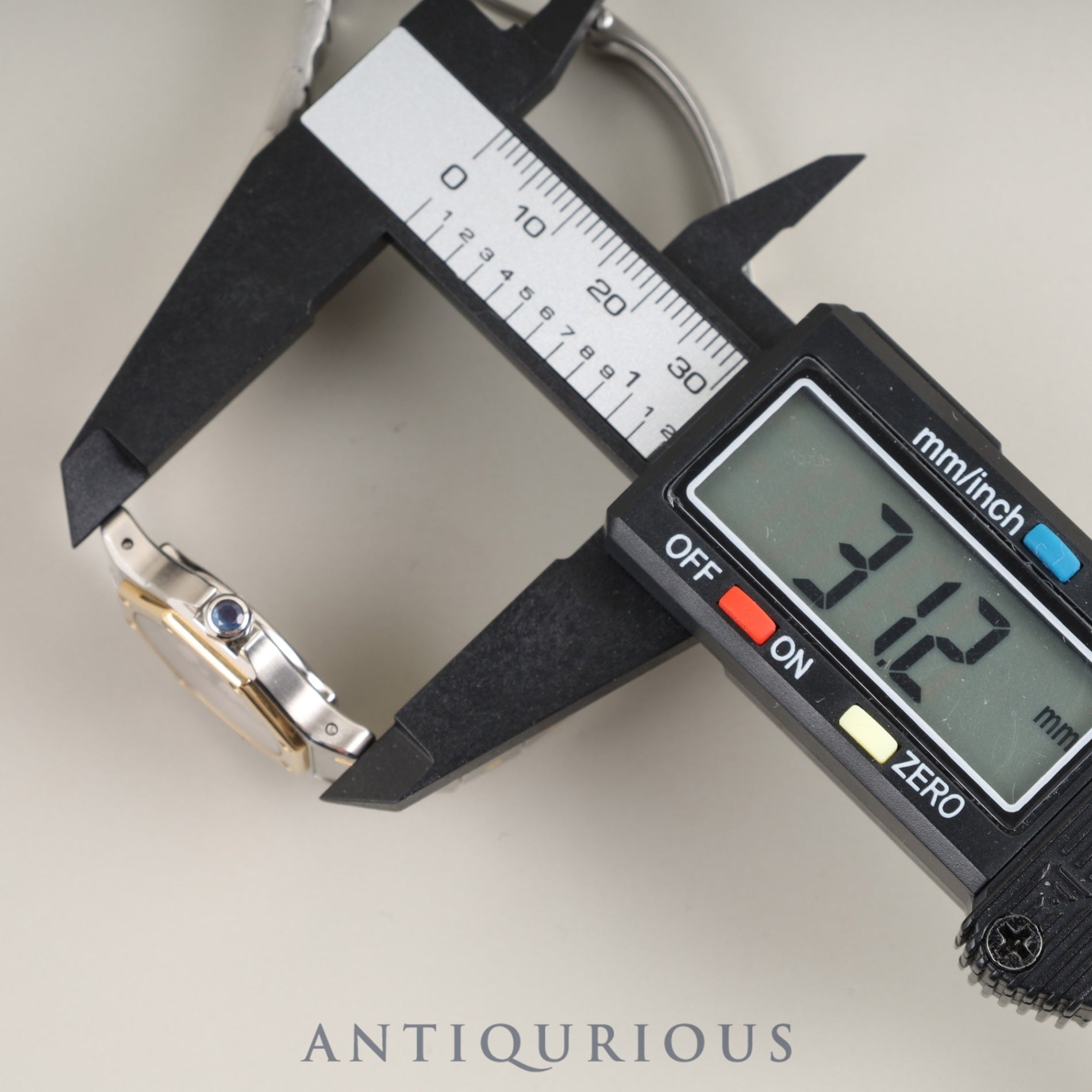 カルティエ サントス オクタゴン SM W2001683 / 187903 クォーツ Cal.87 SS/YG SS/YG アイボリーローマン文字盤 冊子 保証書 オーバーホール済み