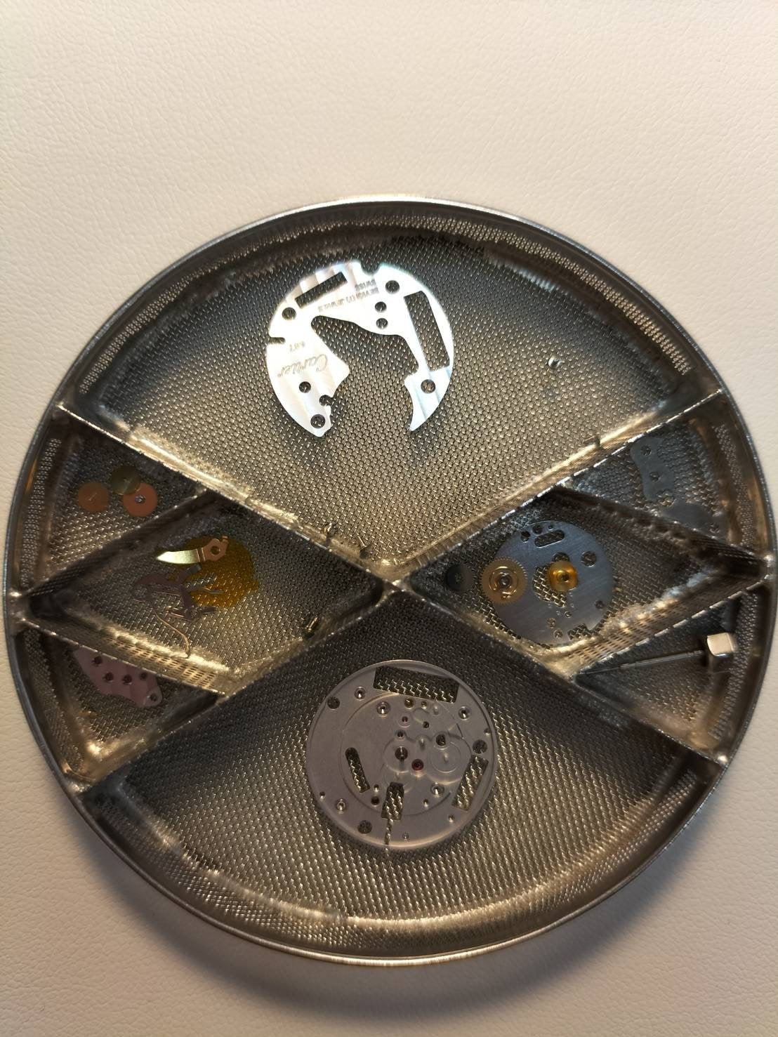 カルティエ サントス ガルベ LM W20060D6 / 1564 クォーツ Cal.687 SS SS ホワイトローマン文字盤（SWISS MADE表記） 箱 冊子 保証書（2003年）カルティエ修理証明書（2009年）オーバーホール済み