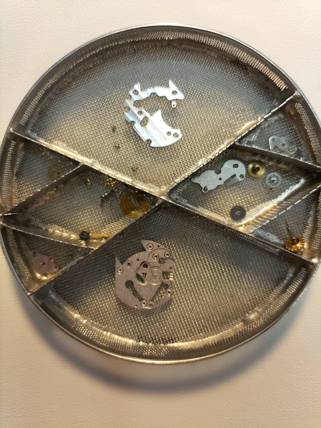 カルティエ マストタンク SM 5057001 クォーツ Cal.057 SV925 純正ピンバックル（GP）ブラック飛びローマン文字盤（SWISS表記）オーバーホール済み 新品仕上げ済み