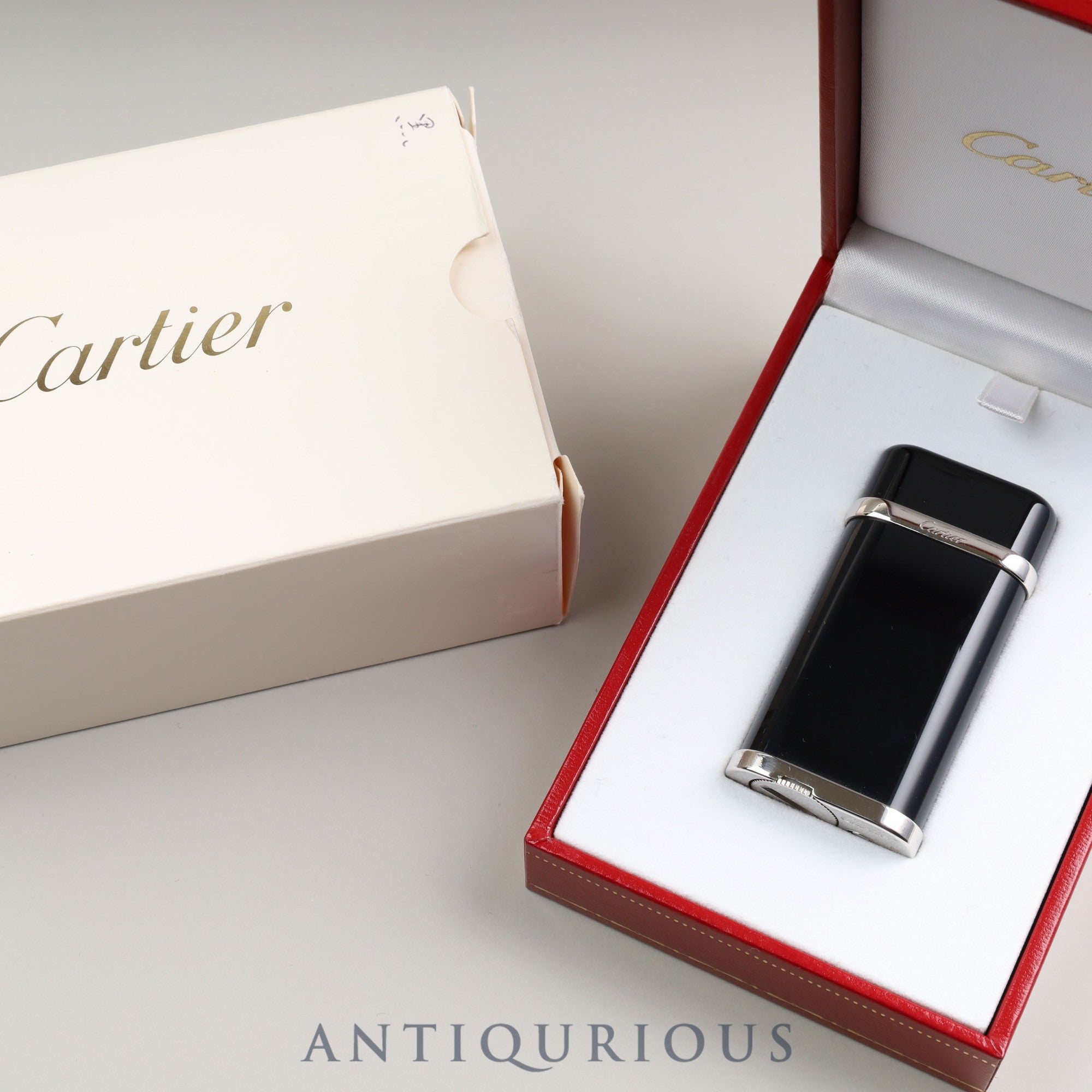 CARTIER カルティエ ライター CA120118 ラッカーブラック×プラチナ仕上げ 箱