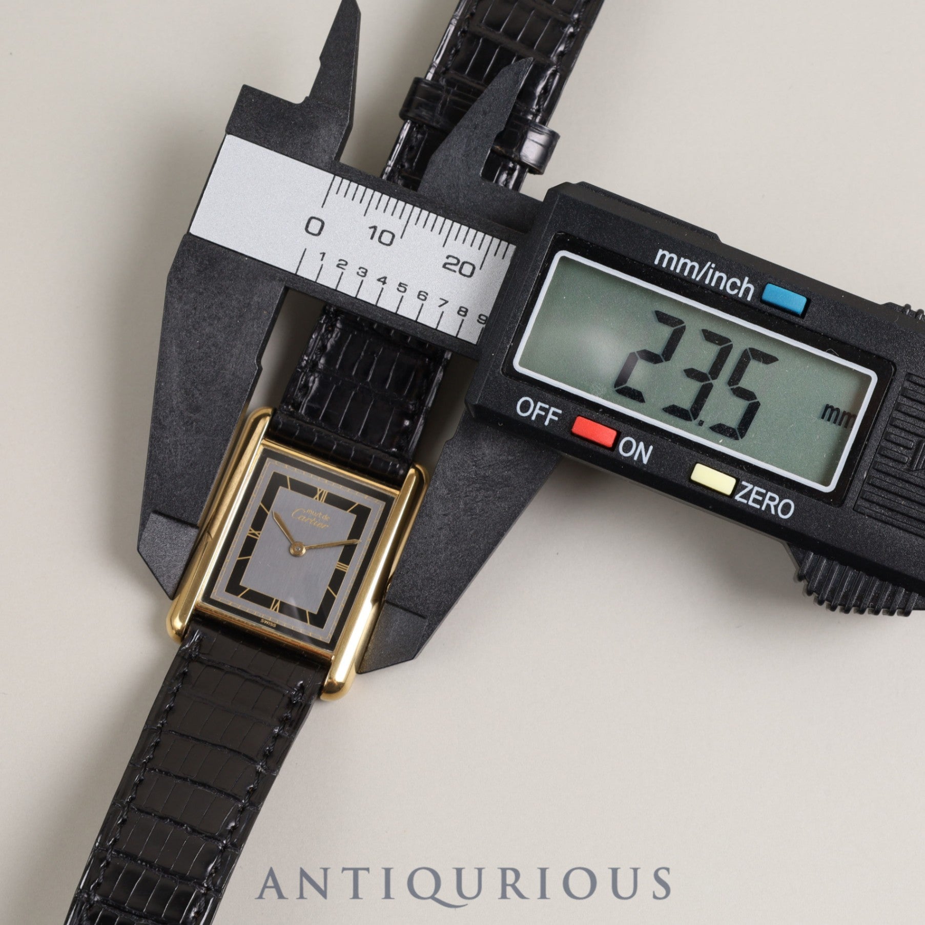 CARTIER Must Tank LM QZ Cal.81 SV925 Genuine belt Genuine buckle (GP) Grey Roman dial Box Warranty (1986)