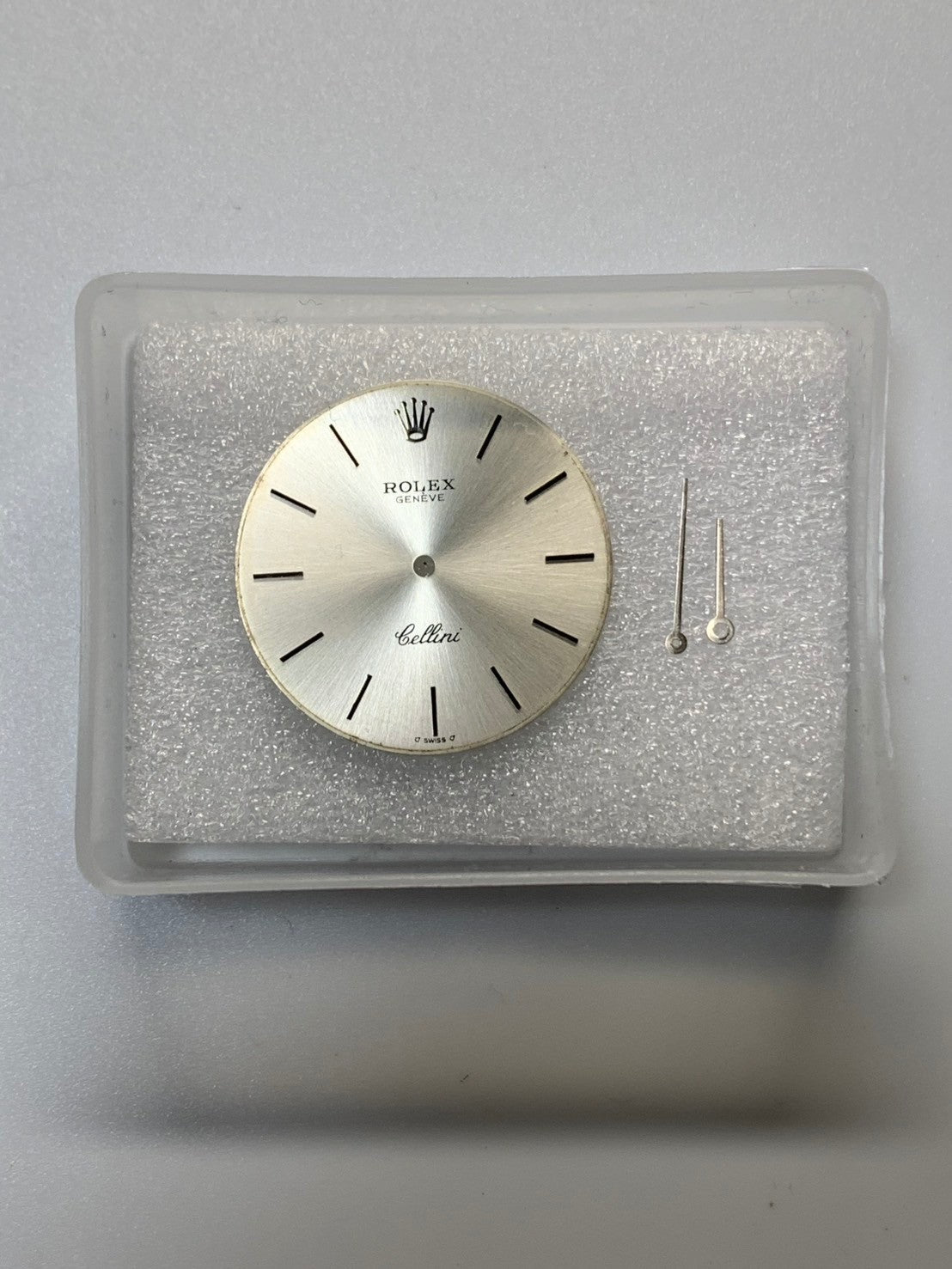 Rolex Cellini 3833 Manual Winding Cal. 1600 750WG Leather Strap Original Pin Buckle (SS) Silver Dial (SWISS / σ markings) Unknown Serial Number Overhauled