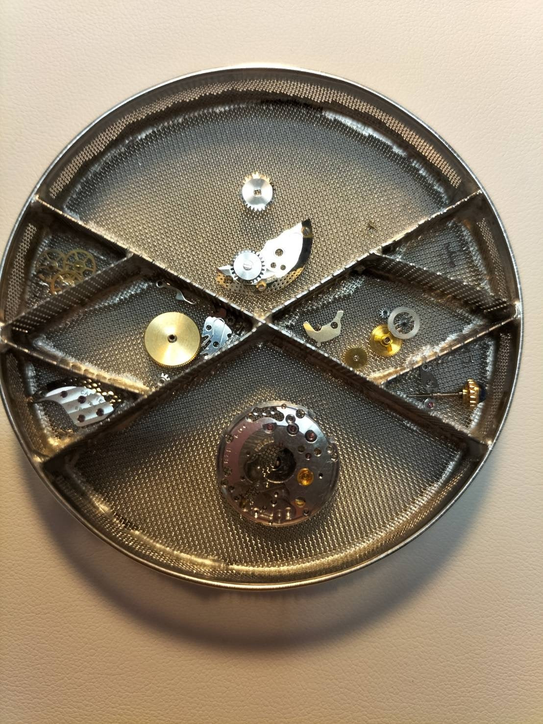 Cartier Must Tank LM, manual winding, Cal. 78-1, SV925, original leather strap, original pin buckle (GP), garnet dial, Bordeaux dial (SWISS marking), recently overhauled.