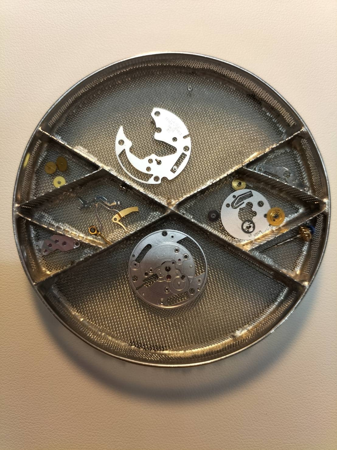 カルティエ マストタンク GM（XL） 2413 クォーツ Cal.87 SV925 革 純正ピンバックル（GP） テレフォンアラビア文字盤 （SWISS MADE表記） 箱 オーバーホール済み