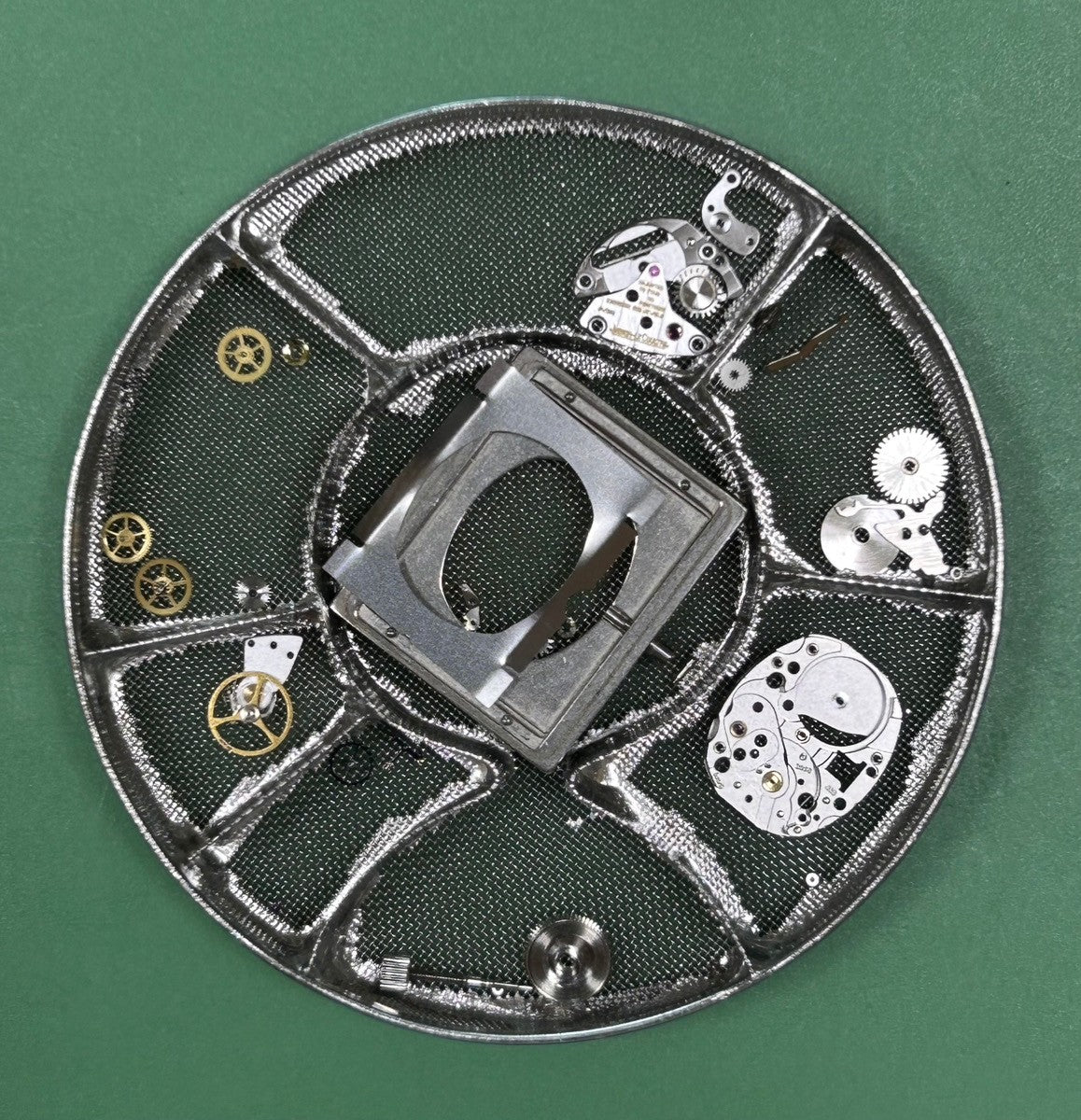 Jaeger-LeCoultre Reverso Classic 250.8.86 Manual Winding Cal.846/1 Leather Genuine Buckle (SS) Silver Arabic Dial (Case Back Engraved) Box, Case, Booklet, Warranty Card (1995) Overhauled