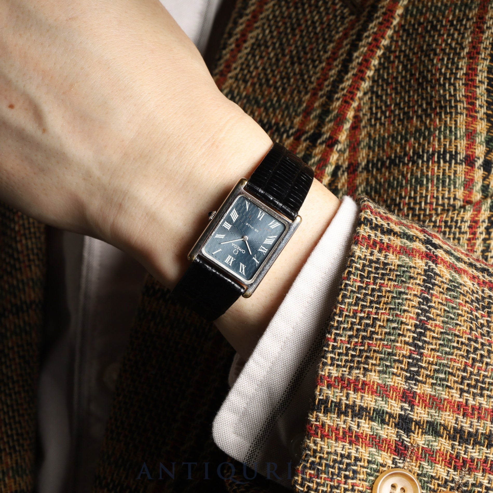 オメガ デ・ヴィル 511.0404 手巻き Cal.625 SS 純正尾錠（SS）ネイビー文字盤 オーバーホール済み