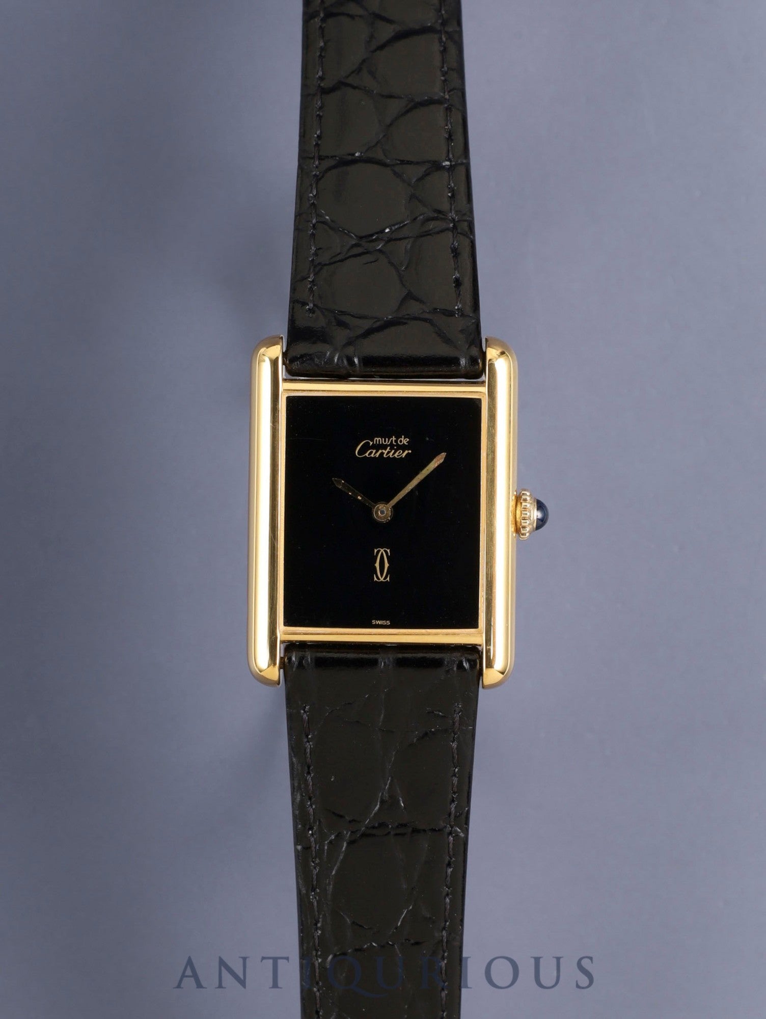 Vintage dress watch specialty store in Ginza, Tokyo - ANTIQURIOUS