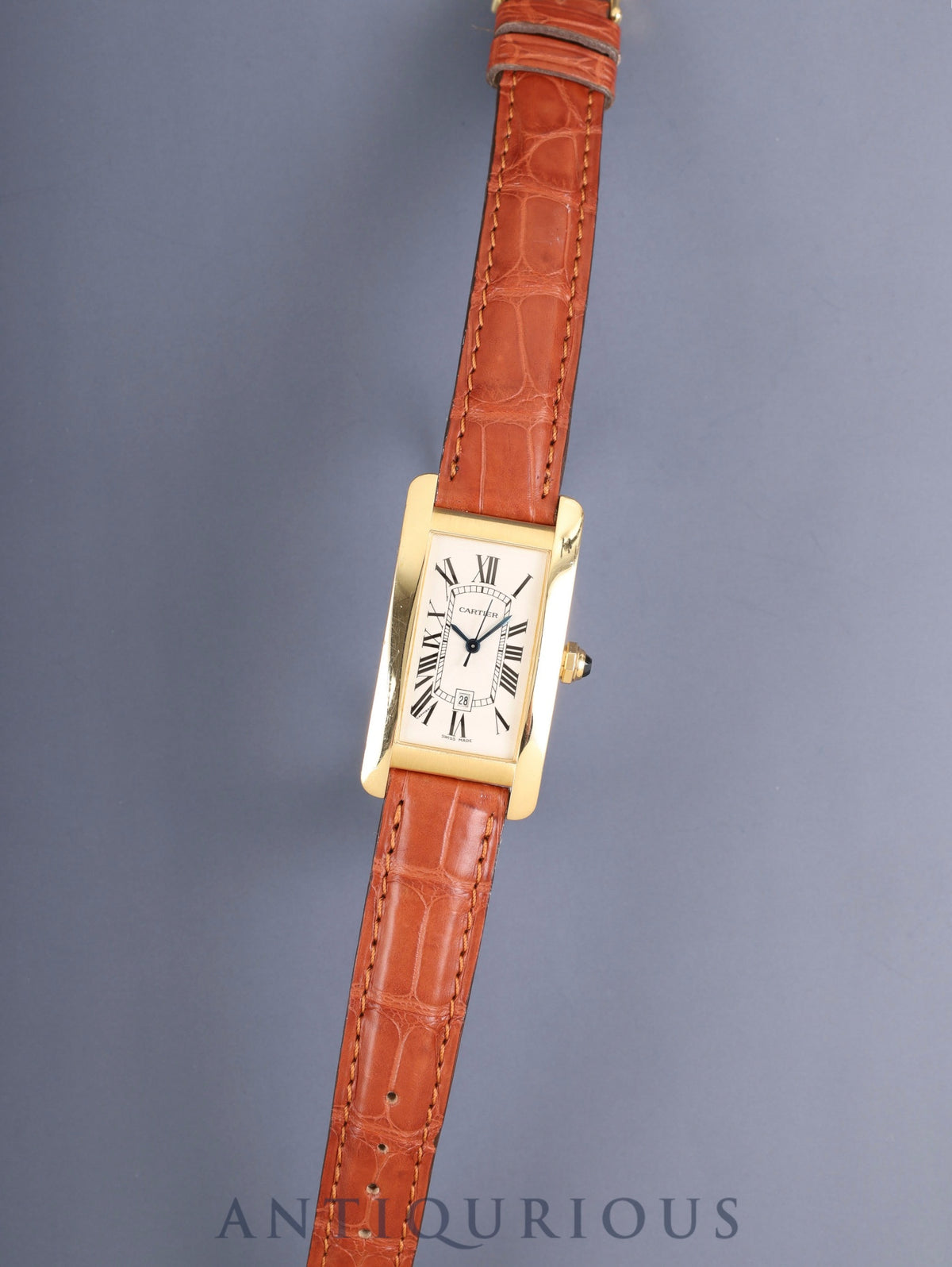 カルティエ タンクアメリカン MM W2603556 / 2483 自動巻き Cal.077 750YG 純正革ベルト 純正ピンバックル（750YG）ホワイトローマン文字盤（SWISS MADE表記） 冊子 純正レザーベルト付き オーバーホール済み