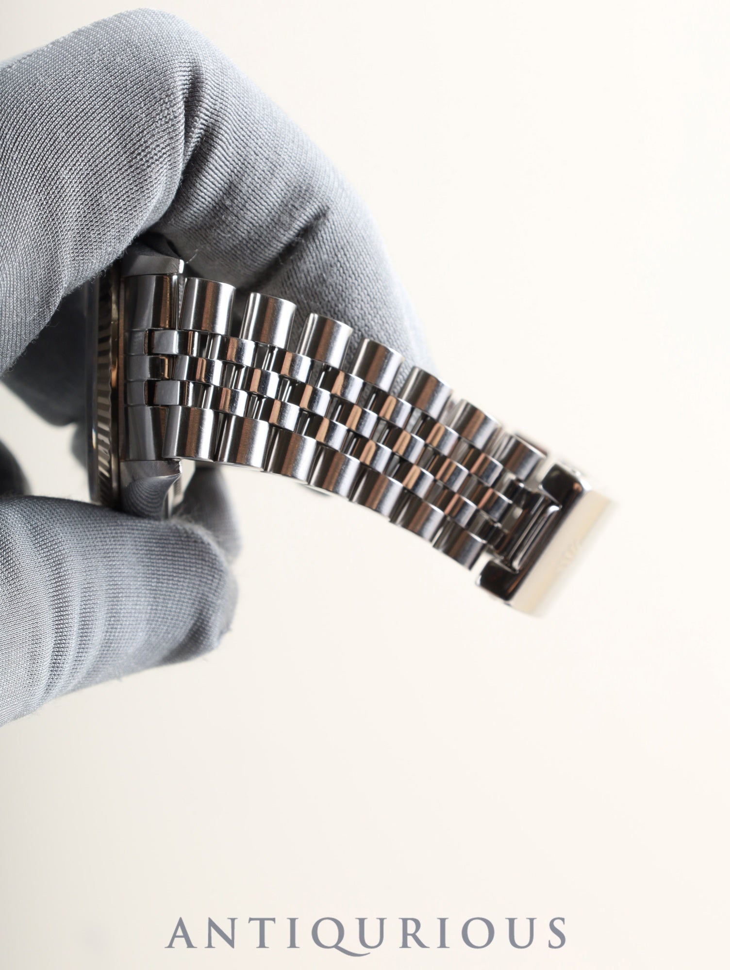 ロレックス デイトジャスト 16234 自動巻き Cal.3135 SS/WG SS ブラック文字盤 U番（1997） 保証書（1999年） 国際サービス保証書（2018年）オーバーホール済み