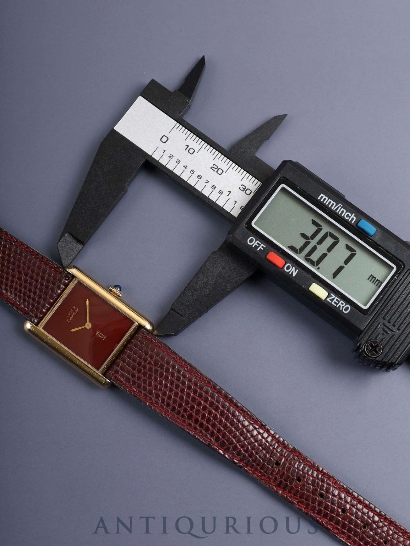 Cartier Must Tank LM, manual winding, Cal. 78-1, SV925, original leather strap, original pin buckle (GP), garnet dial, Bordeaux dial (SWISS marking), recently overhauled.