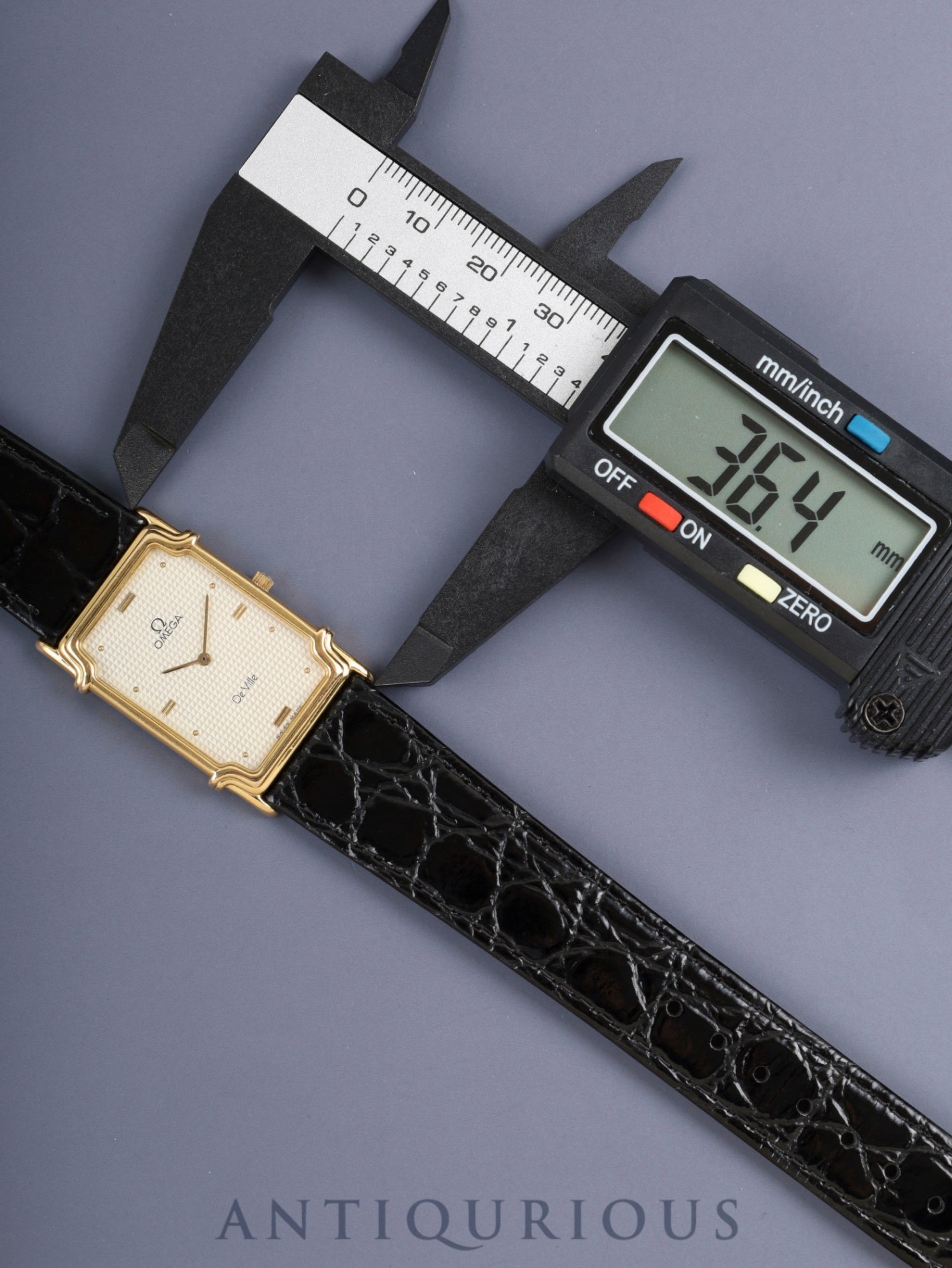 オメガ デ・ヴィル クォーツ Cal.1450 SS 革 社外尾錠（GP） ゴールド文字盤 箱 タグ オーバーホール済み