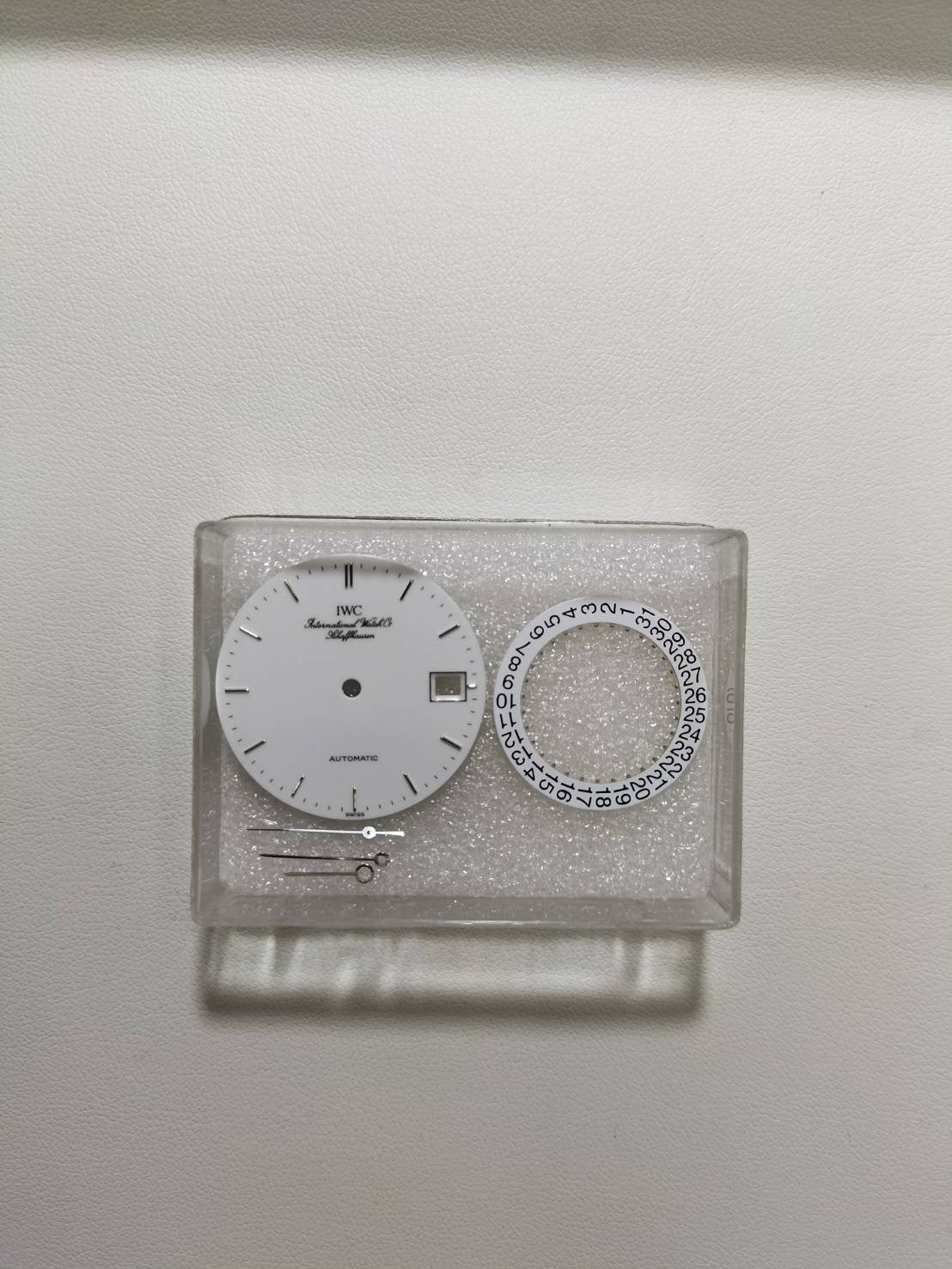 IWC ポートフィノ IW351324 自動巻き SS 革 純正ピンバックル（SS）ホワイト文字盤（SWISS表記）ケース 純正レザーベルト付き オーバーホール済み アイダブリュシー