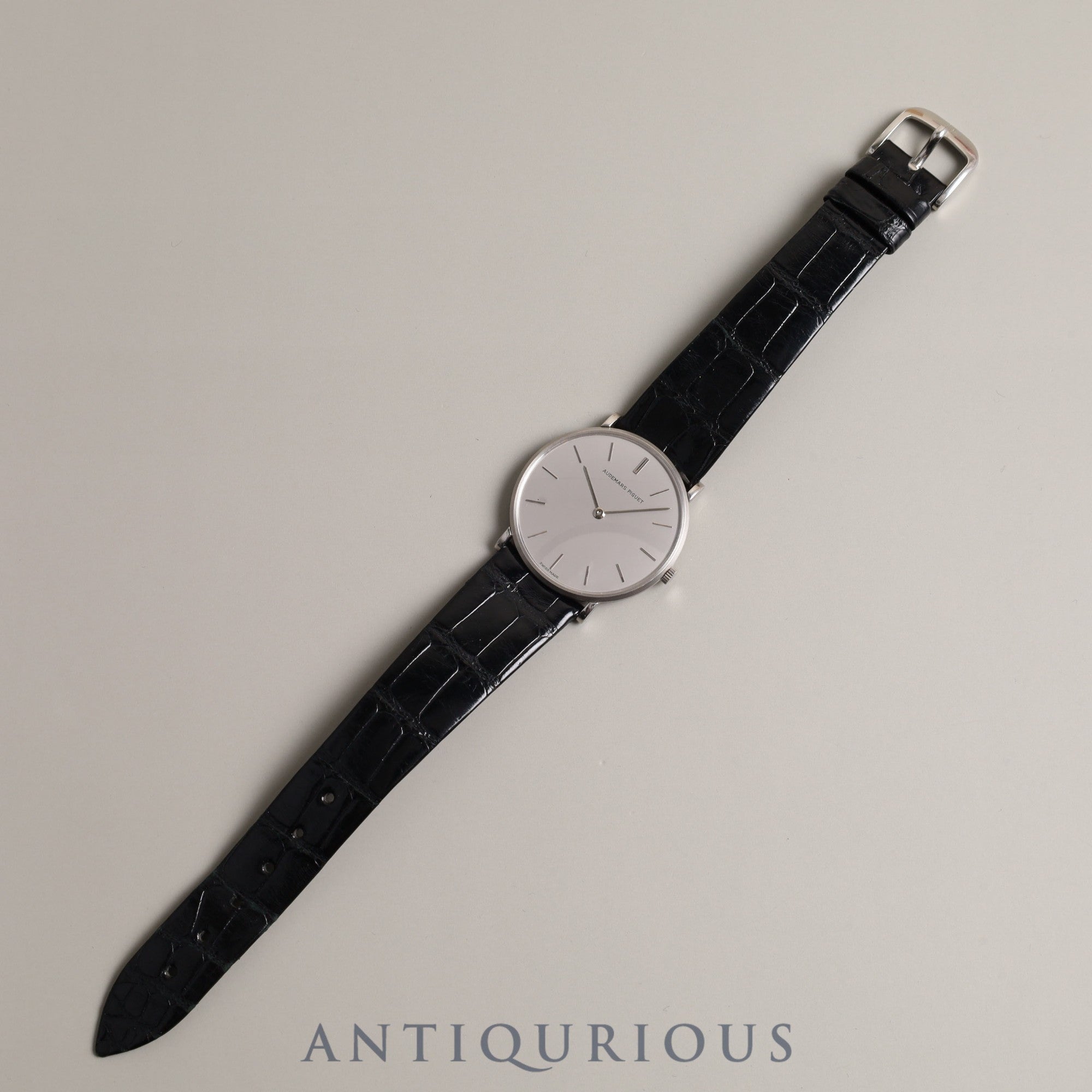 AUDEMARS PIGUET EXTRAFLAT Hand-wound Cal.2003/2 Pt950 Genuine leather strap Genuine buckle (Pt950) Silver dial Box