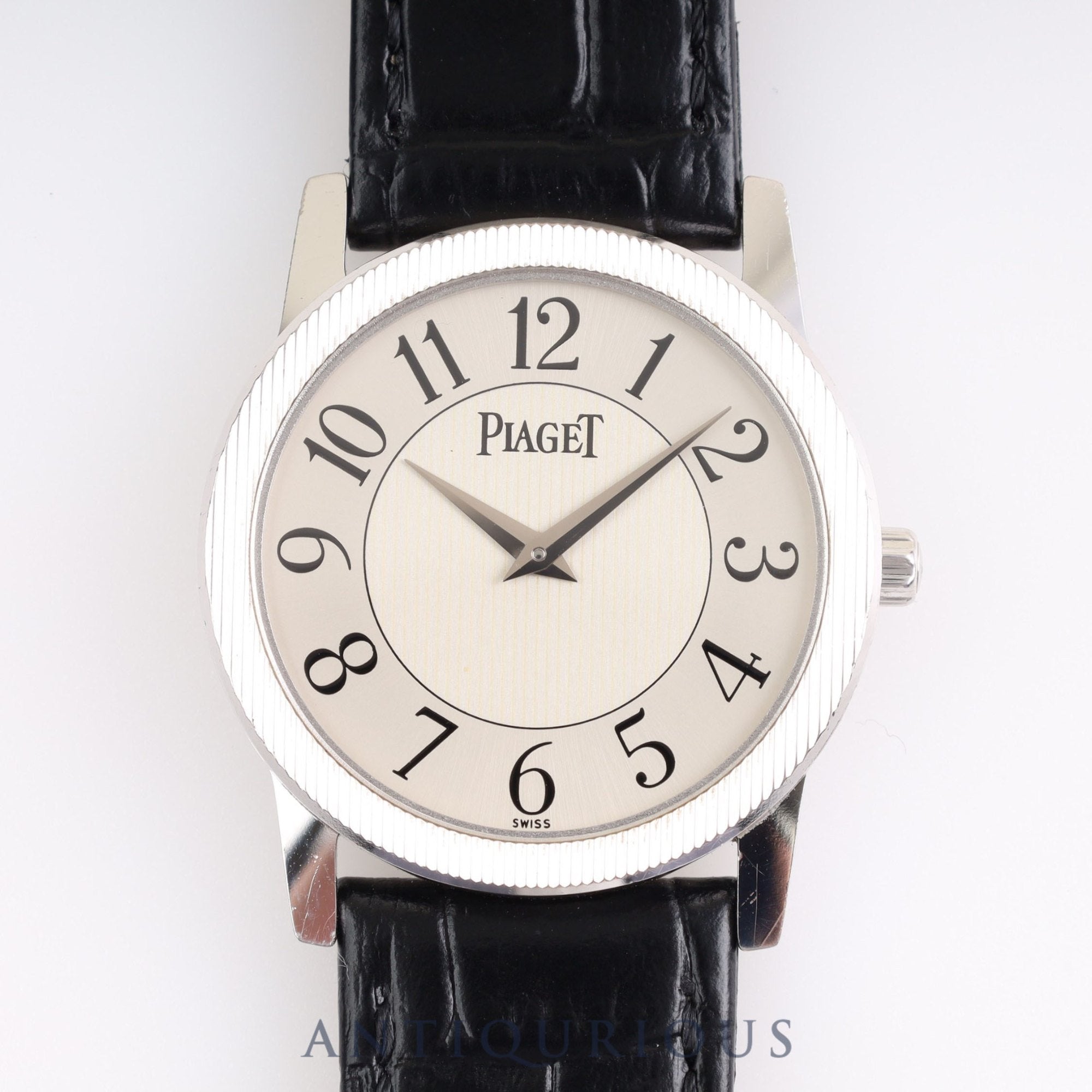 Piaget Round 5894 Quartz WG Genuine Buckle (750) Silver Dial