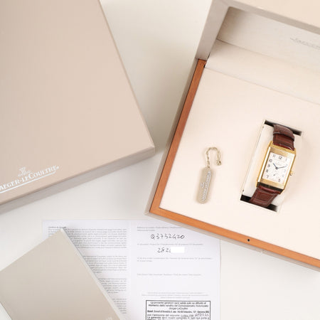 ジャガー・ルクルト グランド レベルソ 273.2.04 / Q3732420 手巻き Cal.976 750PG JEAN ROUSSEAU社革ベルト 純正バックル（750PG）シルバーアラビア文字盤 箱 冊子 保証書 タグ オーバーホール済み