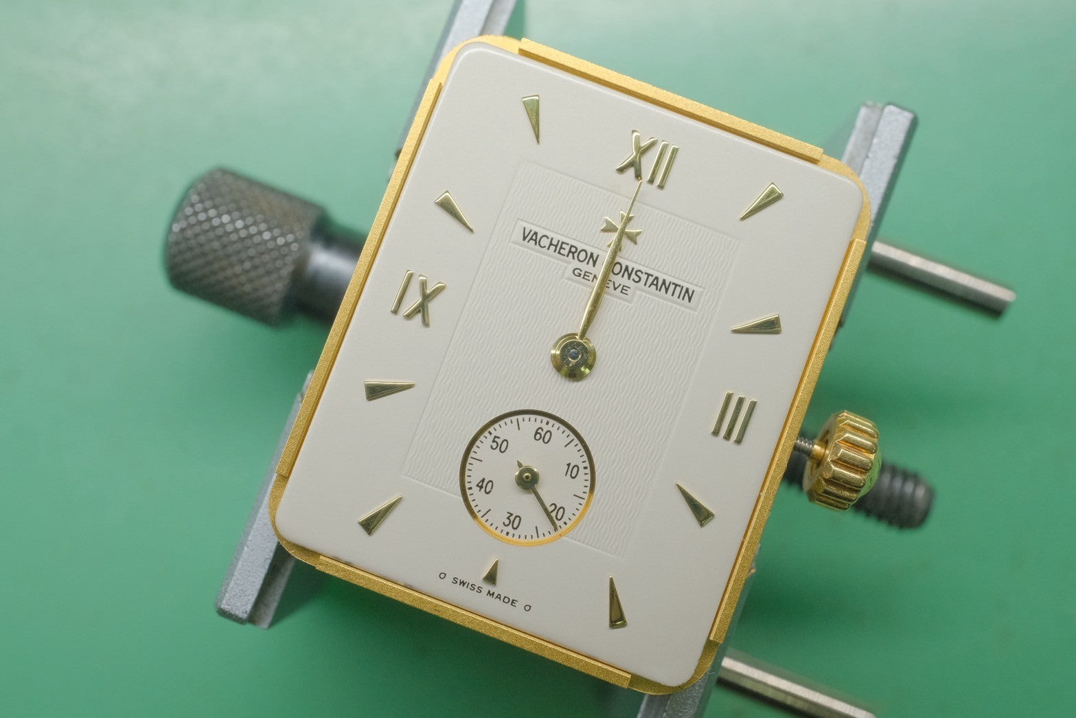ヴァシュロン・コンスタンタン ヒストリーク キャビノチェ 91001/000J-8389 手巻き Cal.1017 750YG 革 純正ピンバックル（750YG） アイボリー文字盤（SWISSMADE表記 / σダイアル）箱 保証書（年代未記載）ケース 冊子 純正レザーベルト付き オーバーホール済み