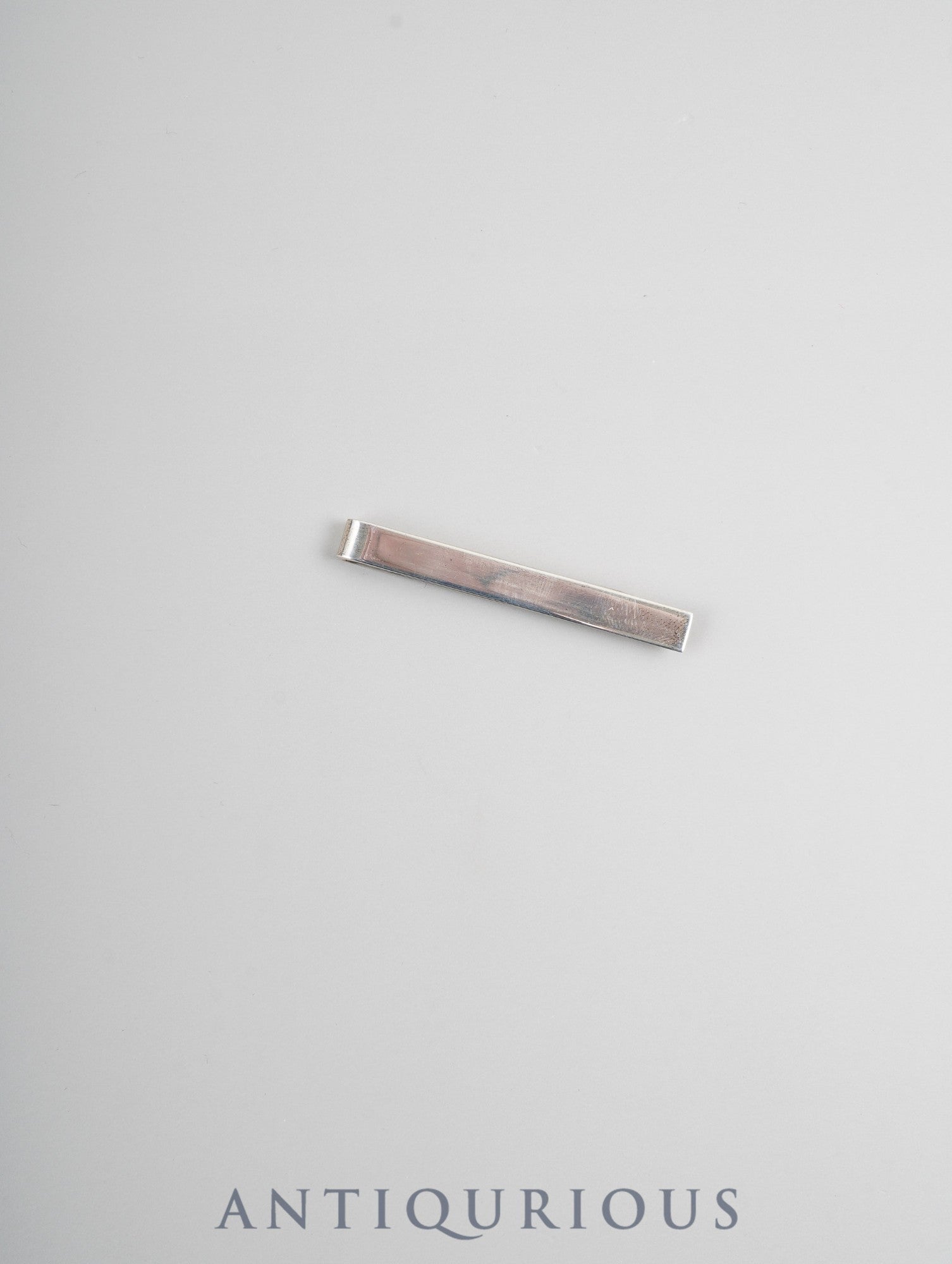 ティファニータイピン　オールドヴィテージ ティファニー ネクタイピン シグネチャークロス SV925/750 1995刻