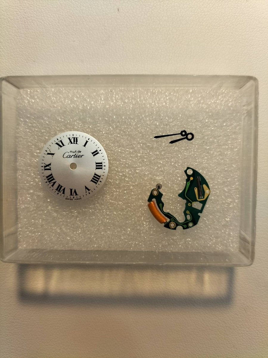 カルティエ マストトリニティ W1014945 / 2439 クォーツ Cal.057 SV925 革 純正Dバックル（SS） シルバーローマン文字盤 箱 オーバーホール済み