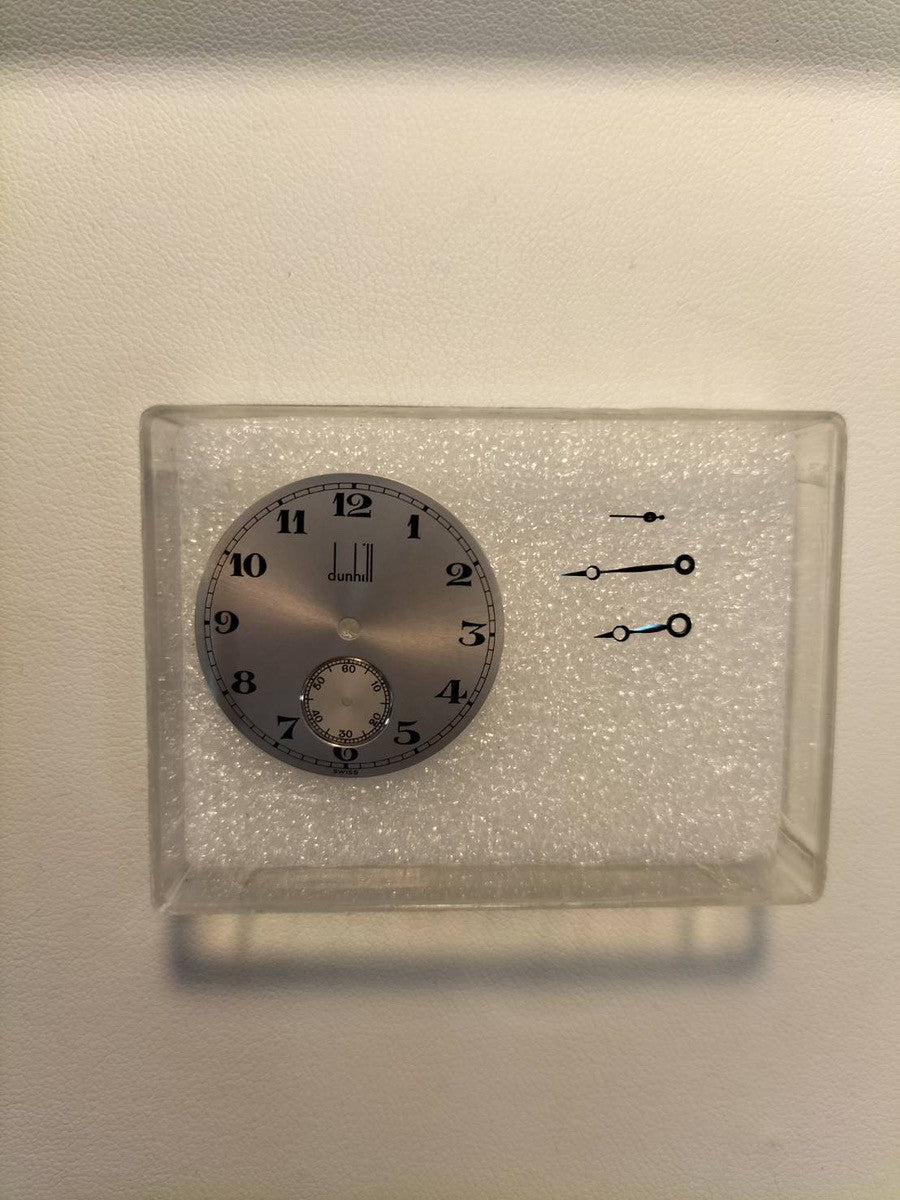 ダンヒル センテナリー クッションケース 115 手巻き Cal.7001  革 純正尾錠（SS）シルバーアラビア文字盤  箱 保証書（1996年）オーバーホール済み