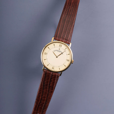 ヴァシュロン・コンスタンタン エッセンシャル 31039/1 手巻き Cal.1132.2 750 革 純正尾錠（750） シャンパン文字盤 オーバーホール済み