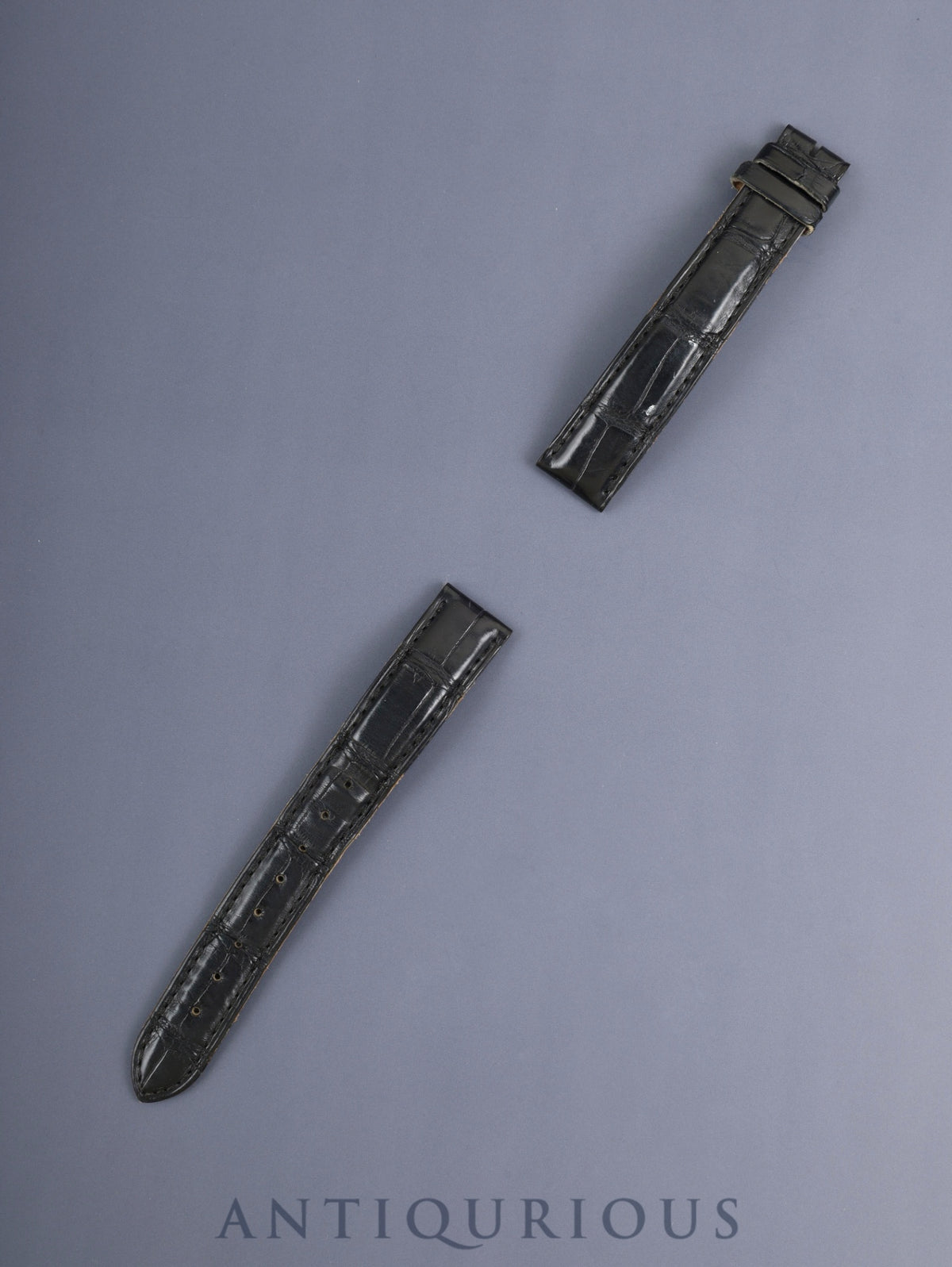 カルティエ タンクアメリカン MM W2603556 / 2483 自動巻き Cal.077 750YG 純正革ベルト 純正ピンバックル（750YG）ホワイトローマン文字盤（SWISS MADE表記） 冊子 純正レザーベルト付き オーバーホール済み