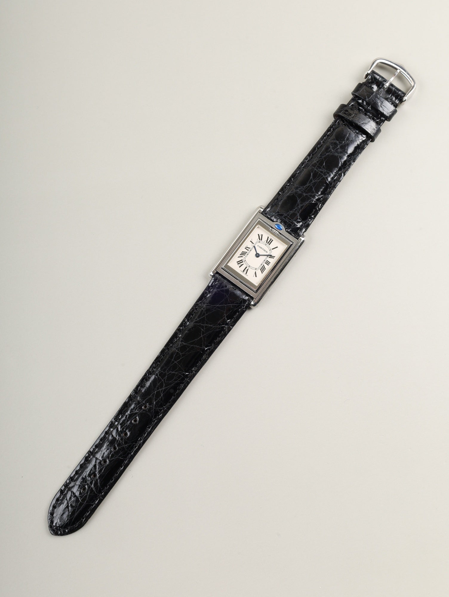 カルティエ タンク バスキュラント MM W1011258 / 2405 クォーツ Cal.059 SS 革 純正ピンバックル（SS） ホワイトローマン文字盤 オーバーホール済み