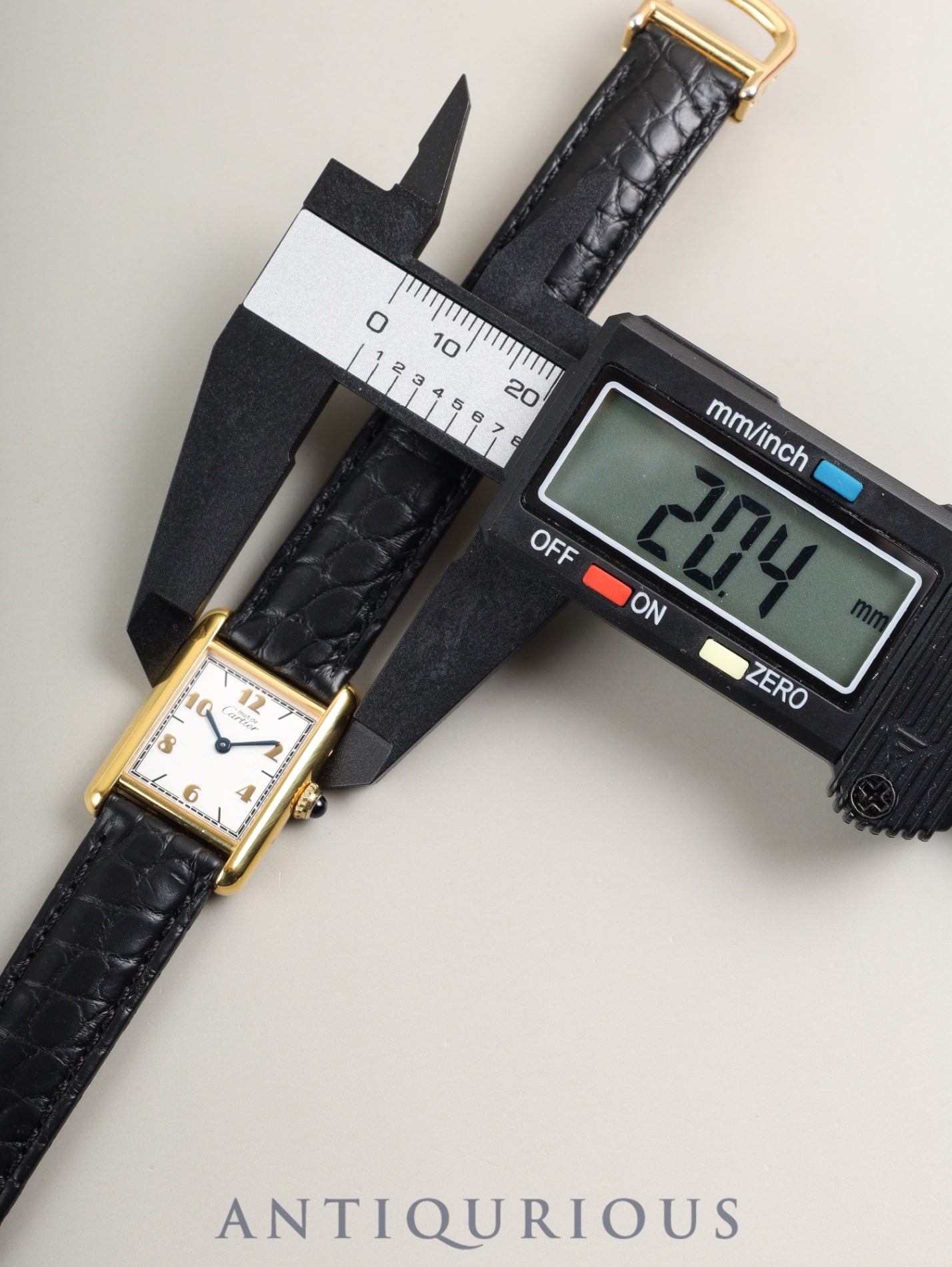 カルティエ マストタンク SM W1008354 / 5057001 クォーツ Cal.057  SV925 革  純正Dバックル（GP）飛びアラビア文字盤（SWISS表記）箱 オーバーホール済み 新品仕上げ済み