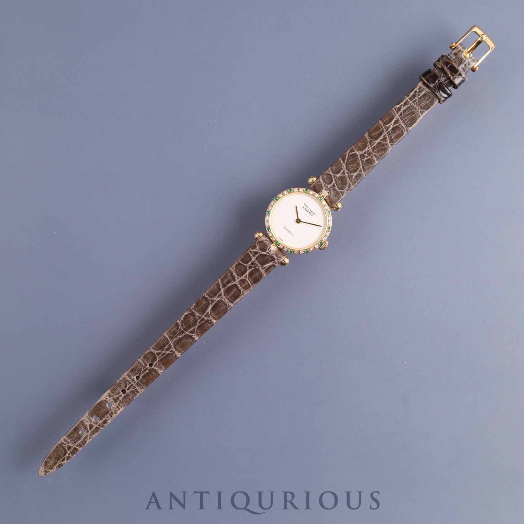 Van Cleef &amp; Arpels Round 18901B1 Diamond Emerald Quartz YG Genuine Leather Strap Genuine Buckle (YG) Ivory Dial Overhauled