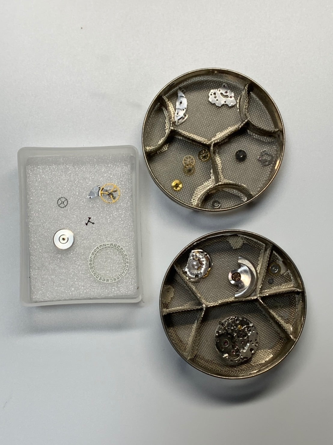 カルティエ サントス カレ LM 13453 / 2960 自動巻き Cal.2671-1 SS SS ゴーストグレー文字盤（SWISS 表記） 箱 冊子 保証書（1987年 / 個人名記載あり） オーバーホール済み