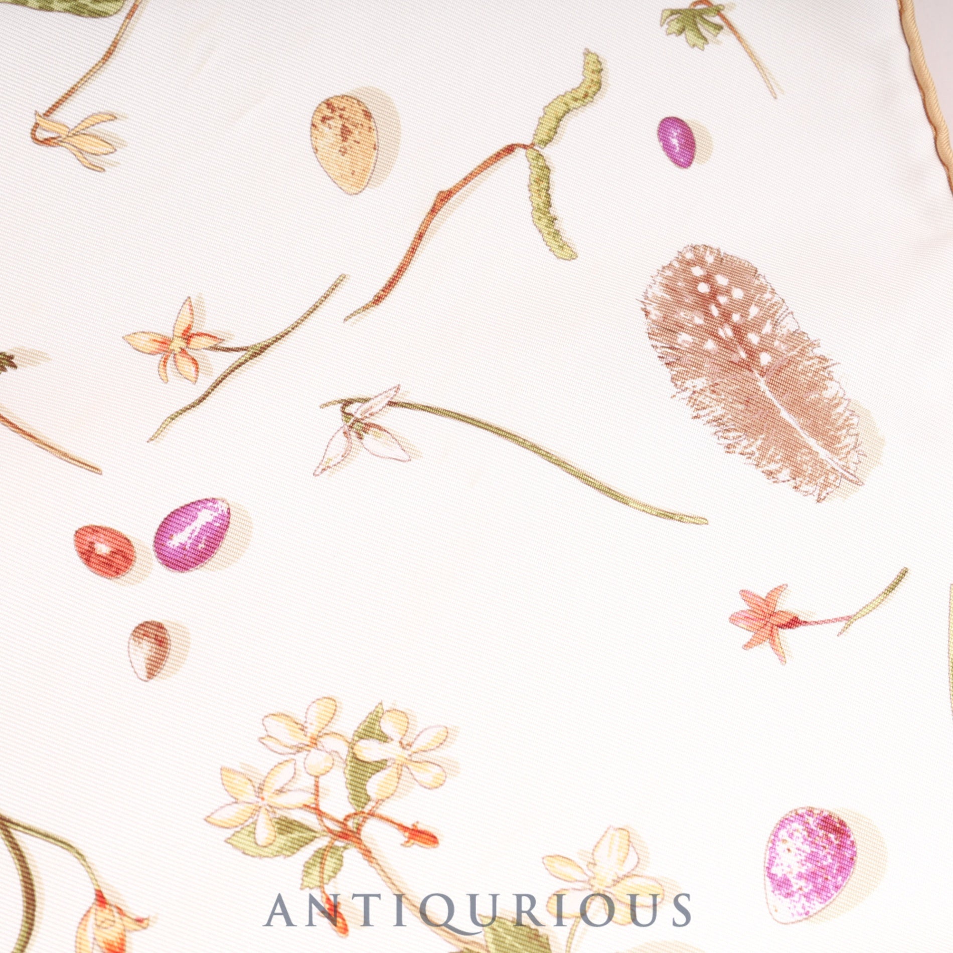 エルメス スカーフ カレ45 FLEURS et PLUMES SILK100% 箱 | 東京銀座のヴィンテージウォッチ専門店 -  ANTIQURIOUS