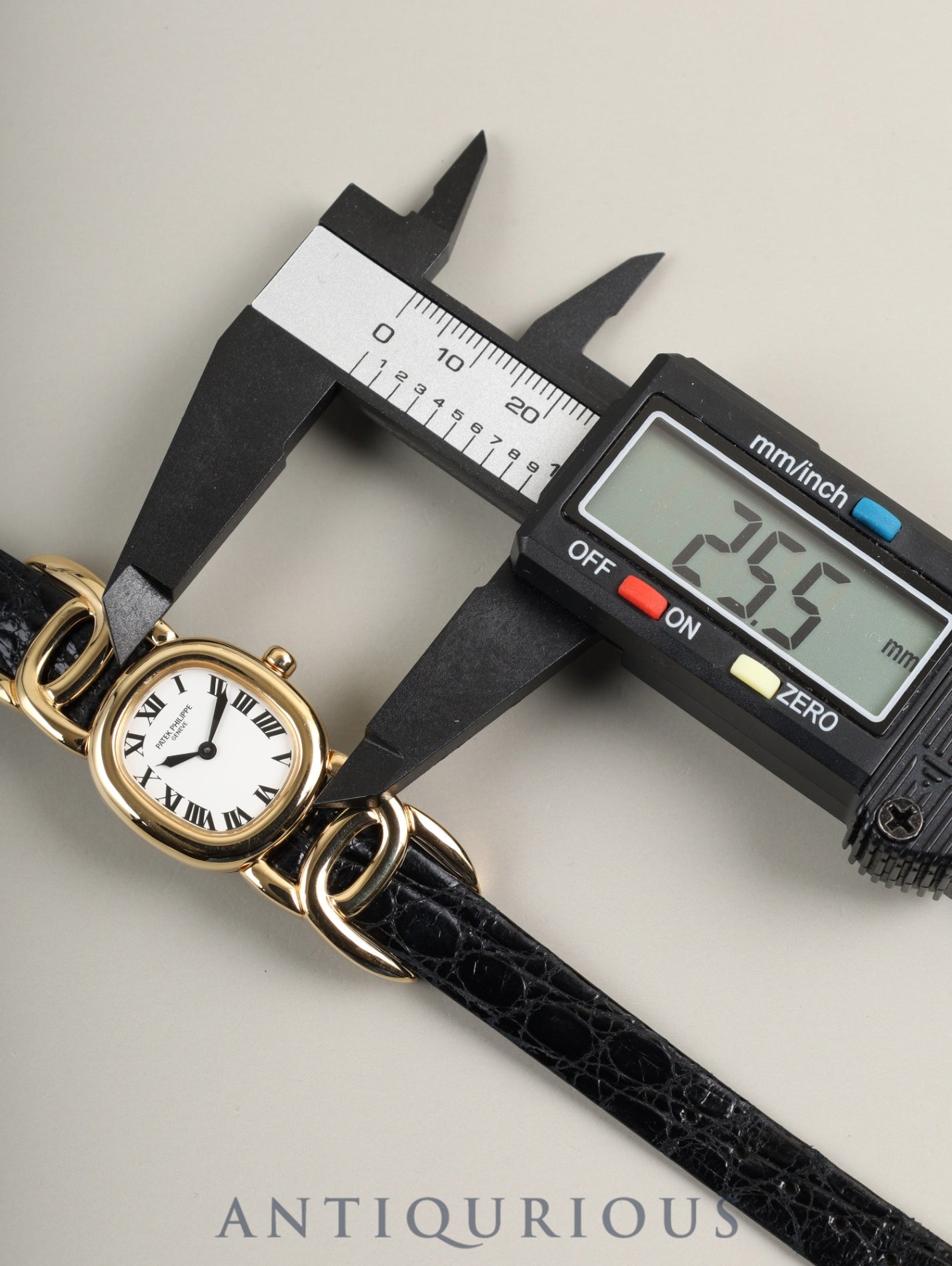 パテック・フィリップ ゴールデンエリプス 4830J クォーツ Cal.E15 750YG 純正レザーベルト 純正ピンバックル（750YG）ホワイトローマン オーバーホール済み