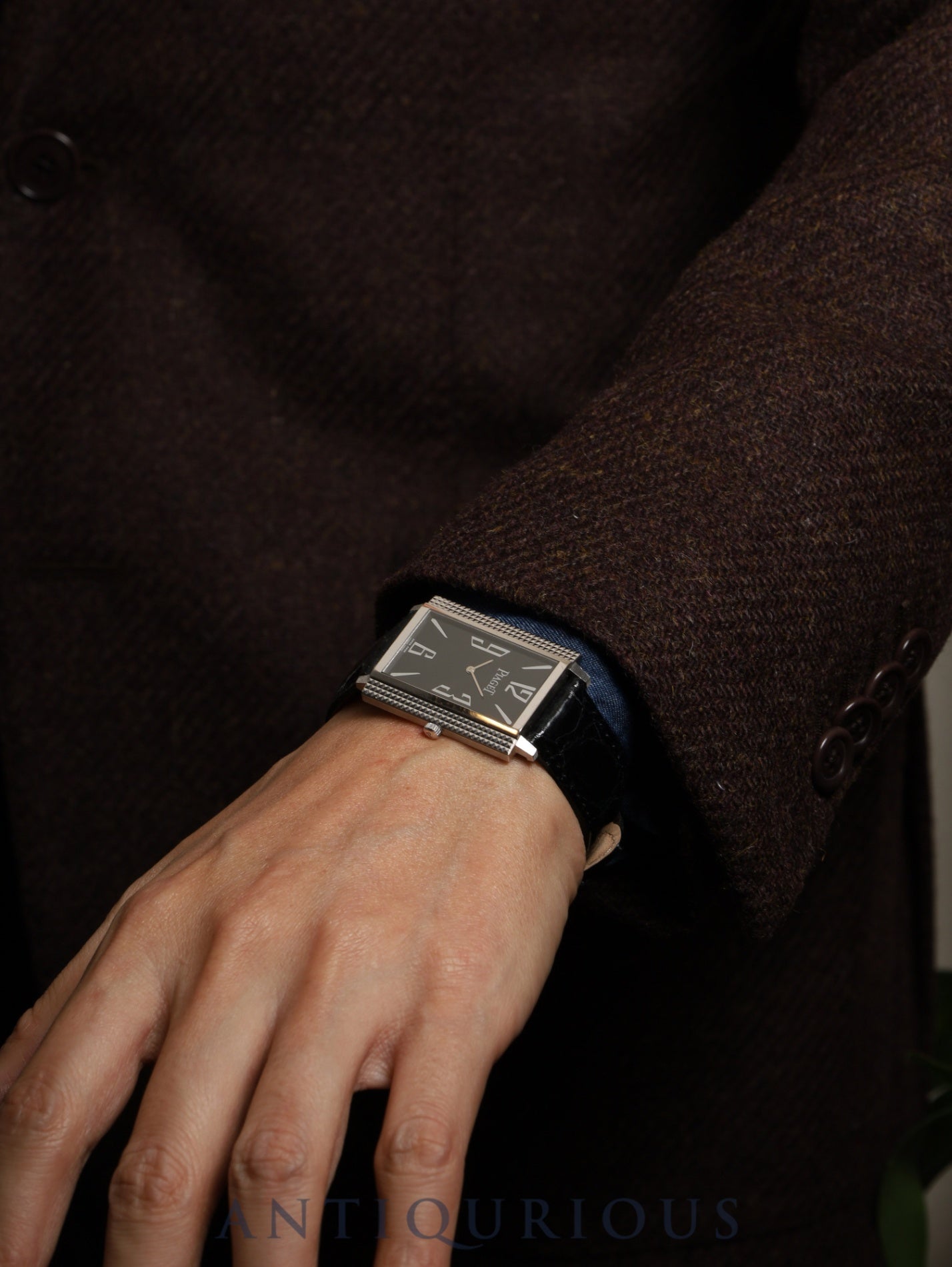 ピアジェ 1967 スクエア 90300 手巻き Cal.430P WG 革 純正尾錠（750）ブラックアラビア文字盤 純正ベルト オーバーホール済み