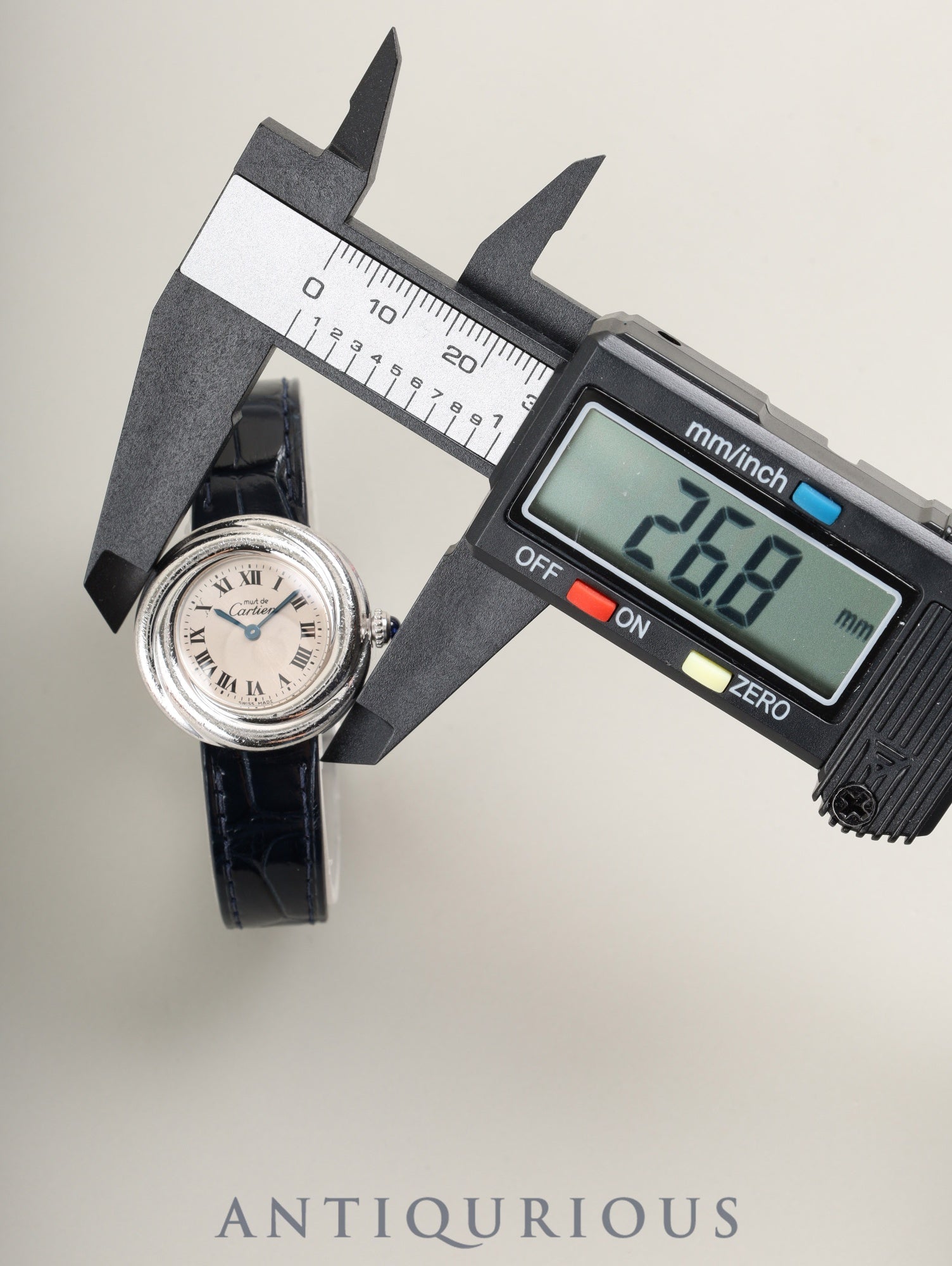 カルティエ マストトリニティ W1014945 / 2439 クォーツ Cal.157 SV925 純正革ベルト 純正Dバックル（SS） シルバーローマン文字盤 箱 冊子 オーバーホール済み