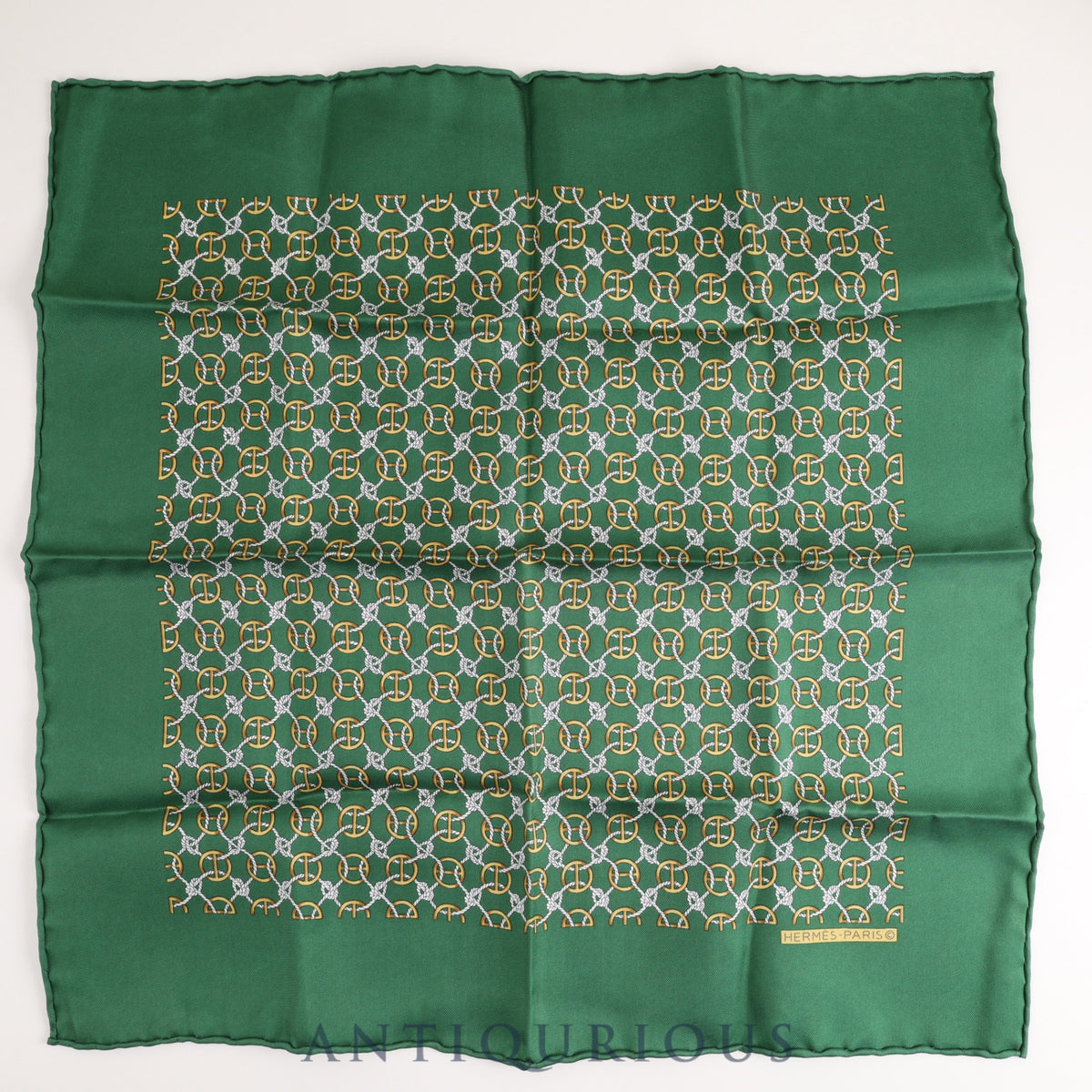 エルメス スカーフ カレ45 総柄 グリーン SILK100%