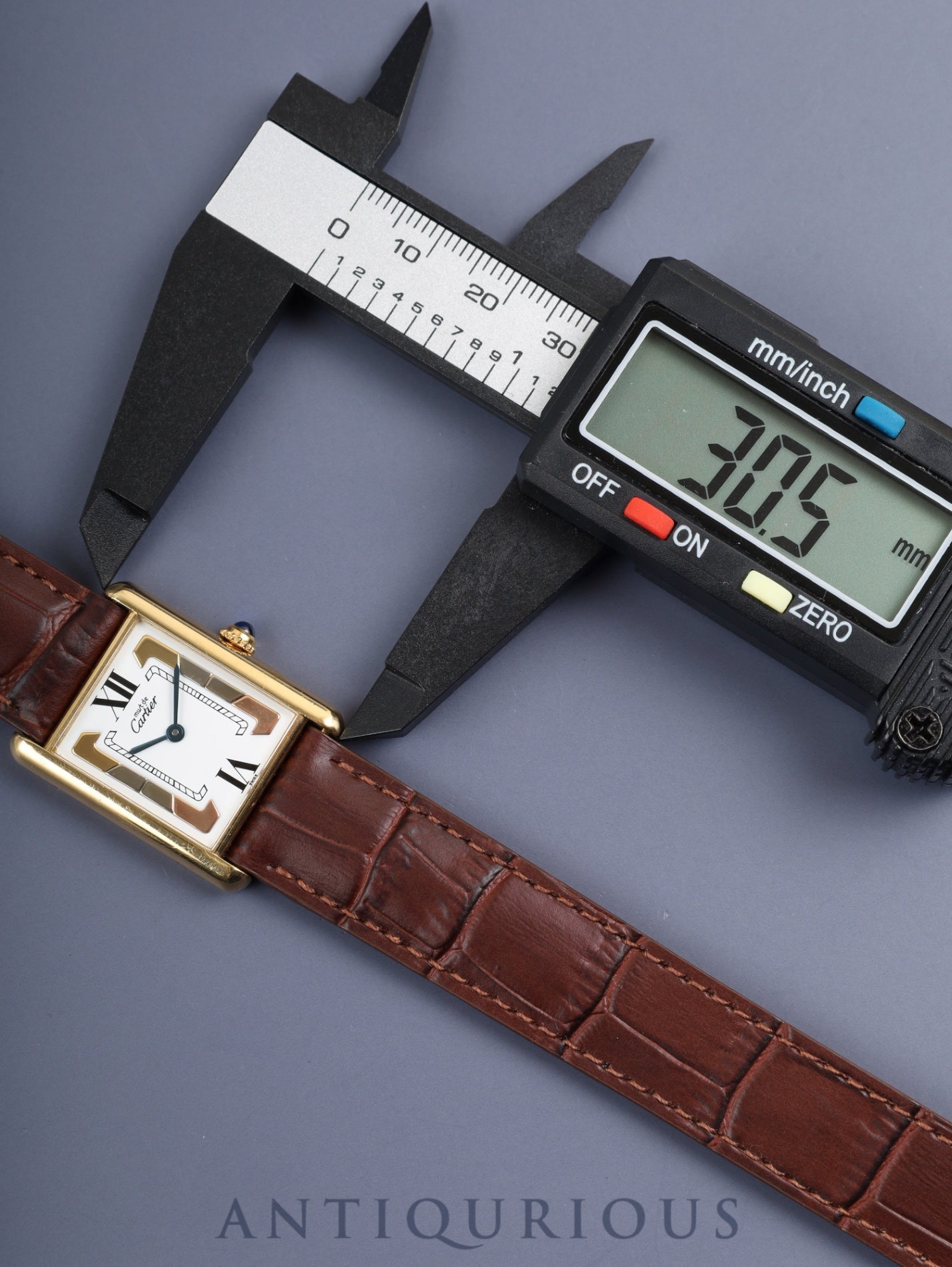 カルティエ マストタンク LM 590005 クォーツ Cal.- SV925 革 純正Dバックル（GP）サイドトリニティ文字盤（SWISS表記）カルティエブティックにてコンプリートサービス済み