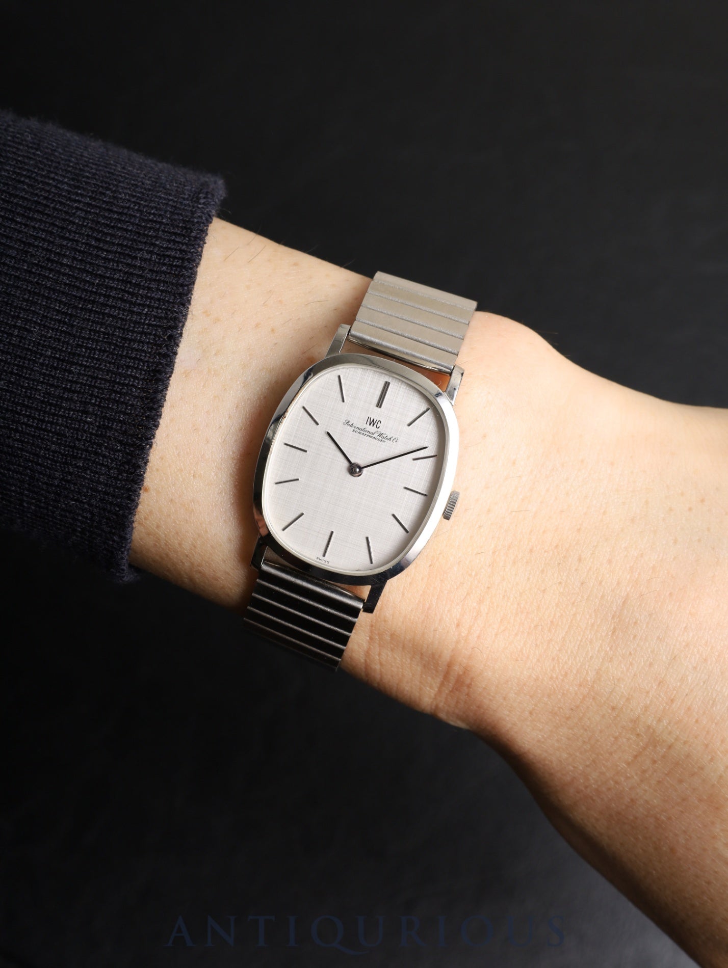 美品 IWC 2586 オールドインター 手巻き エリプス ドレスウォッチ オールドインター（IWC）の腕時計 | 東京銀座のヴィンテージドレス