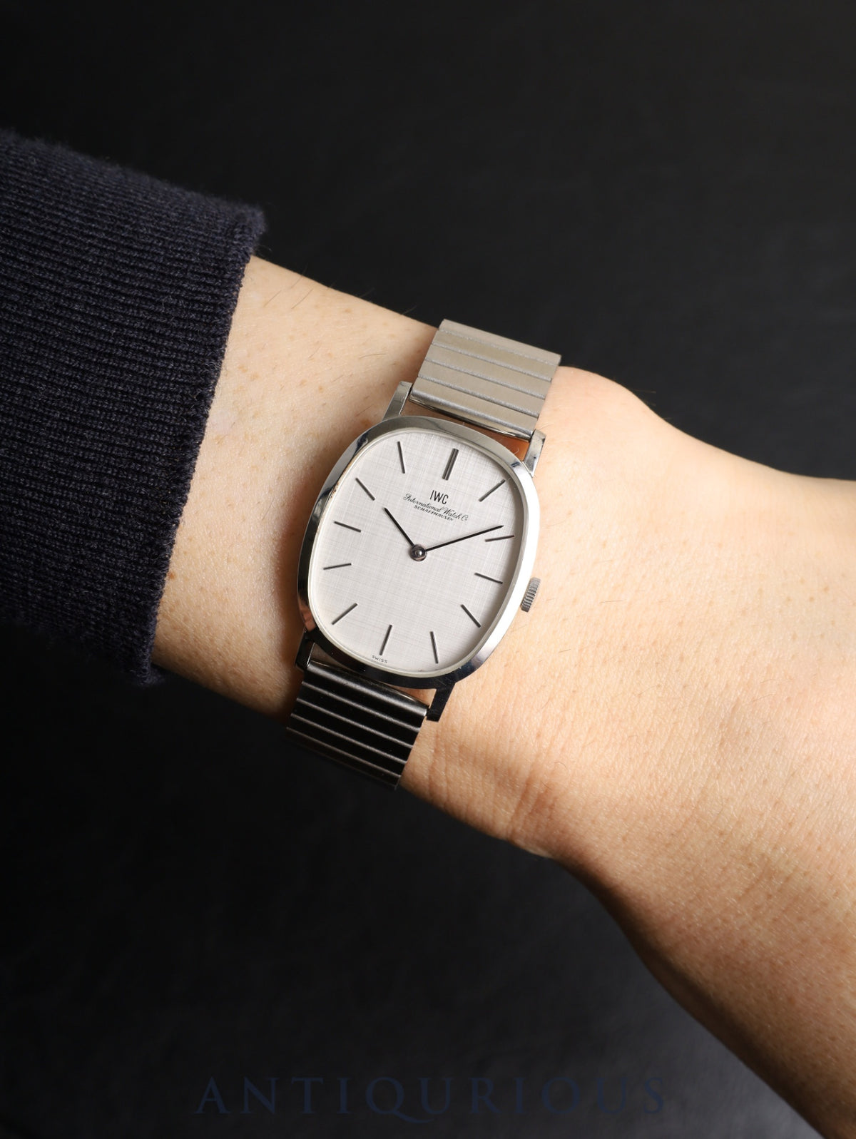 IWC Old Inter 2586 Manual winding Cal.- SS SS Silver linen dial (SWISS marked) Box, Tag, Overhauled