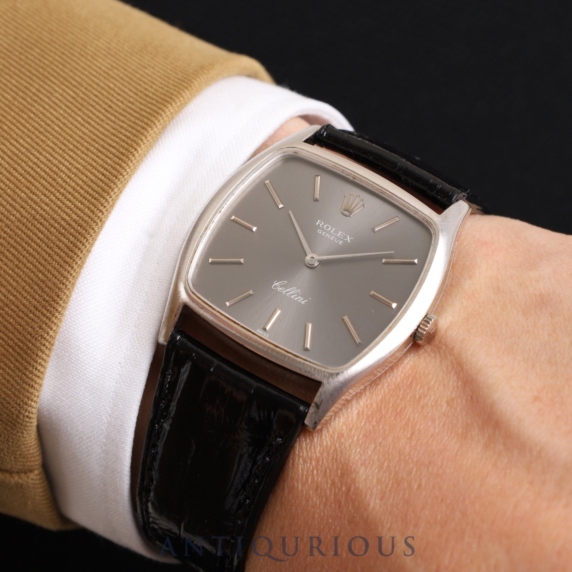 Rolex Cellini 3805 Manual winding Cal.1600 750WG Leather Genuine buckle (SS) Grey dial No. 27 (1969) Overhauled