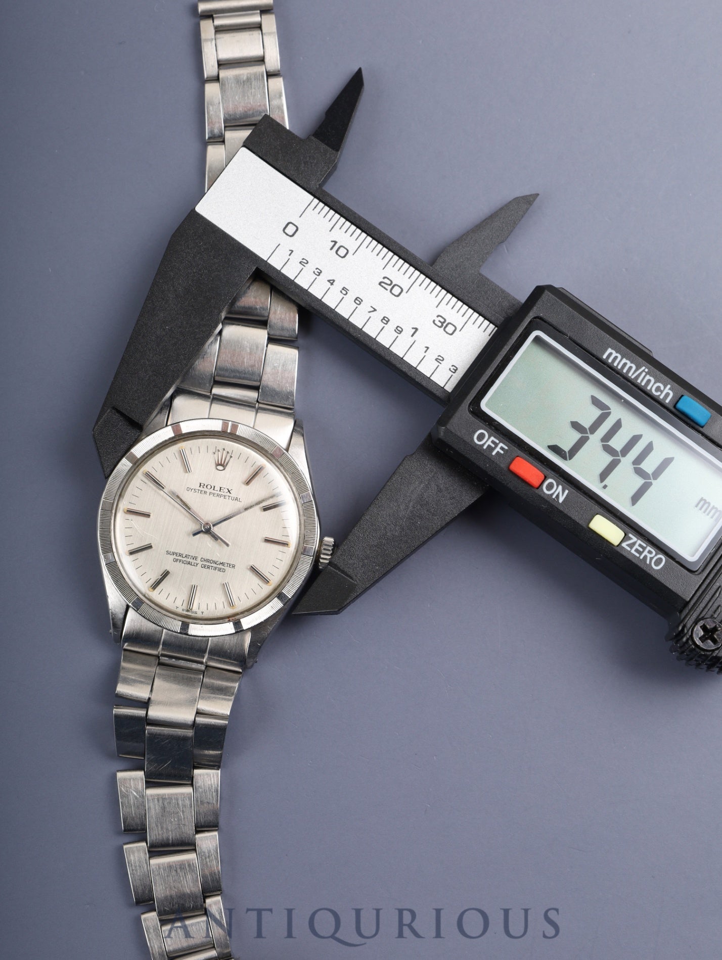 ロレックス オイスターパーペチュアル 1007 自動巻き Cal.1570 SS SS シルバー文字盤 29番台（1970年） オーバーホール済み