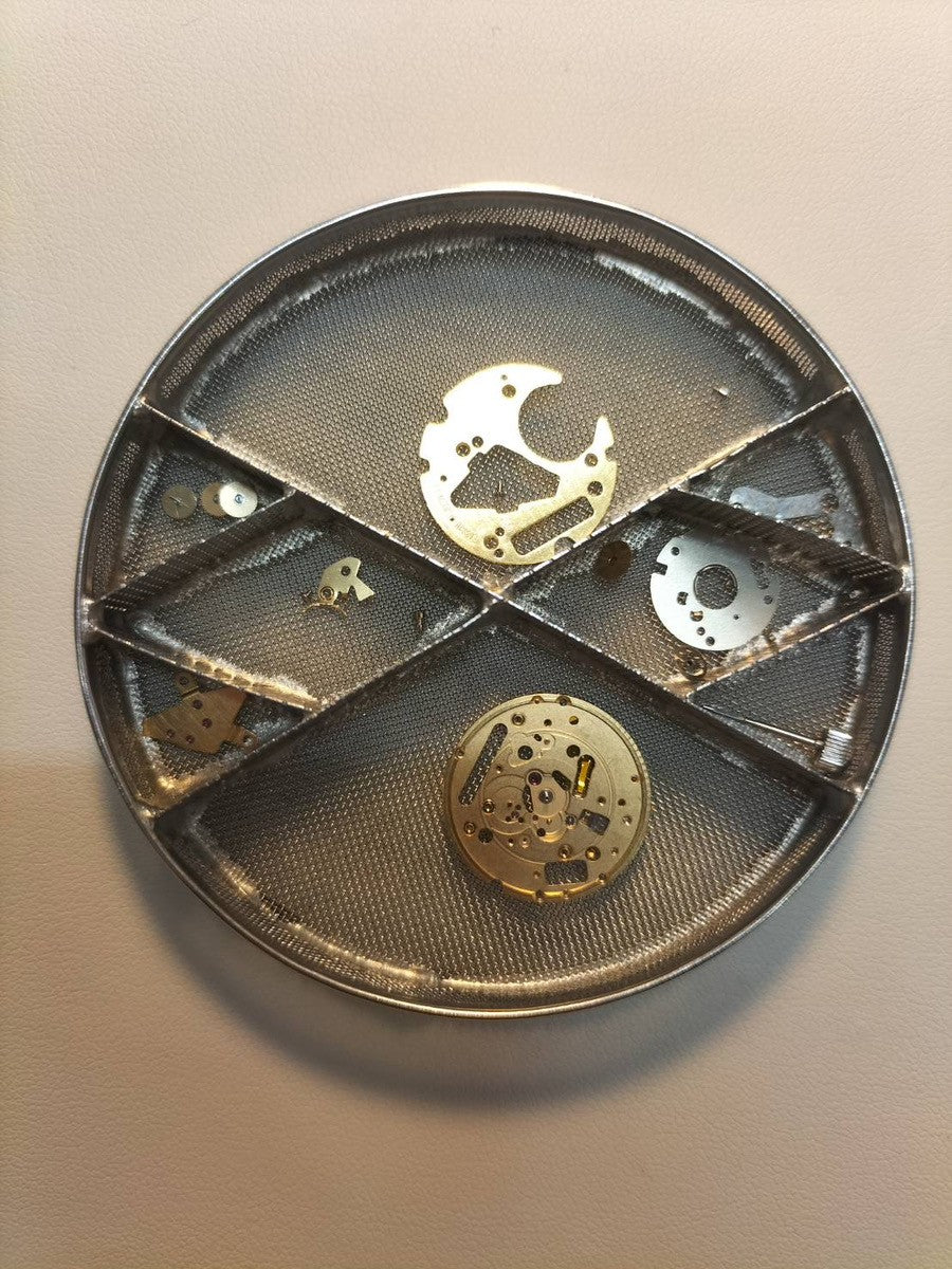 エルメス ケープコッド CC2.710 クォーツ Cal.- SS 純正革ベルト（U刻印：2022年） 純正尾錠（SS） シルバーアラビア文字盤 箱 保証書（2023年）オーバーホール済み