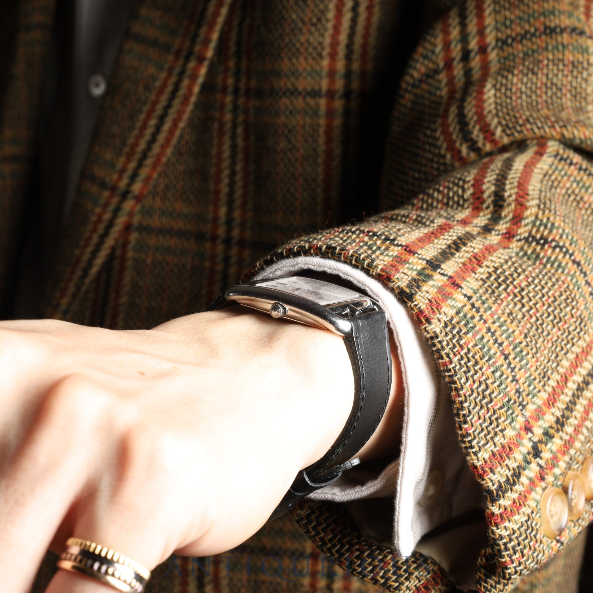 エルメス ケープコッド CC1.710 自動巻き SS 革 純正尾錠（SS） シルバーアラビア文字盤  オーバーホール済み