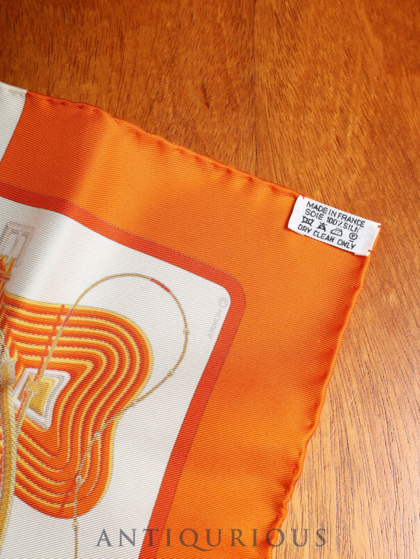 Hermès Scarf Carré 45 Clic Clac 100% Silk with Box