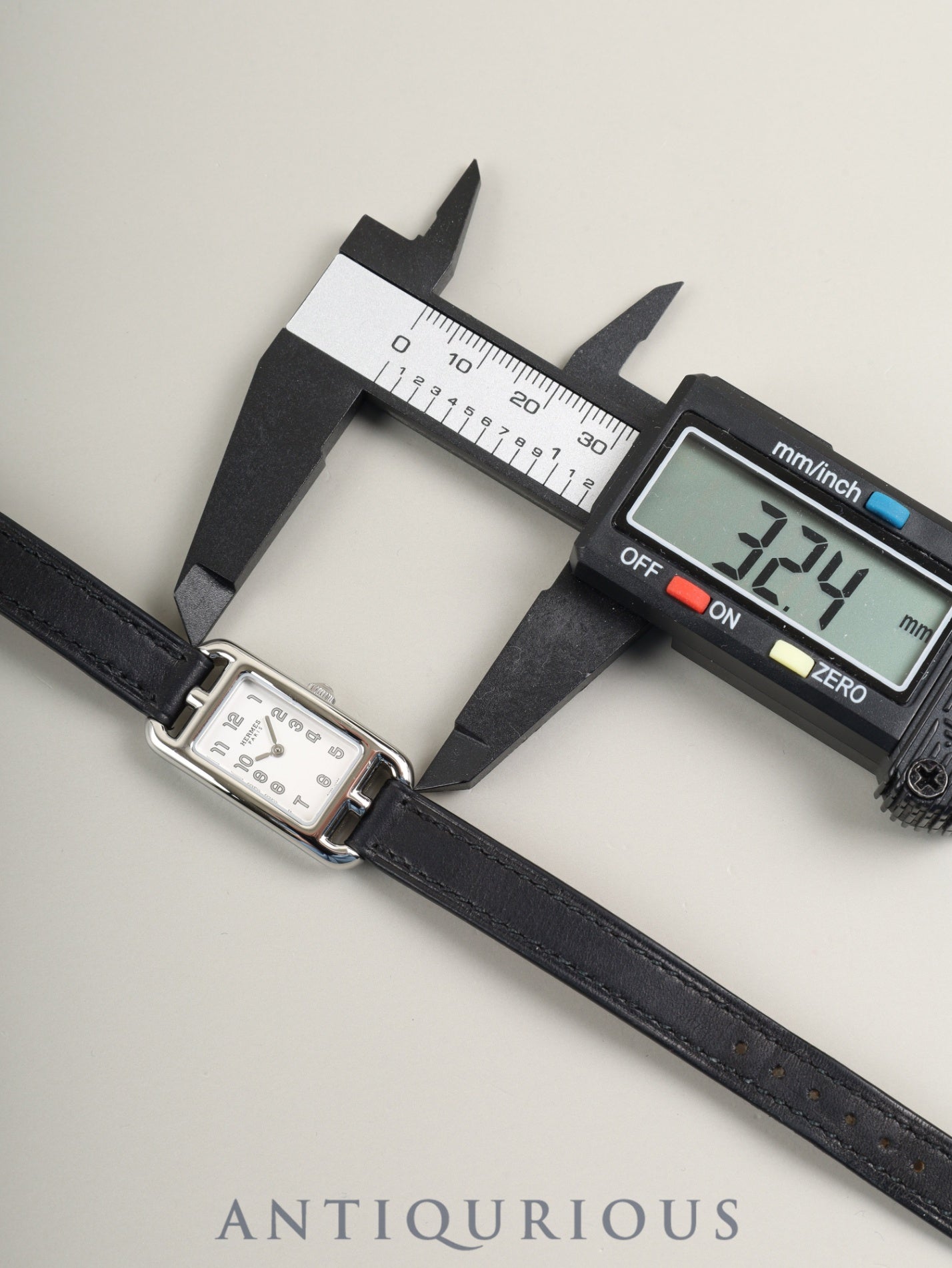 Hermès Nantucket NA2.110 Quartz Cal. ETA280.002 SS Genuine leather strap (U stamp: 2022) Genuine pin buckle (SS) Silver Arabic dial Box Manual Overhauled