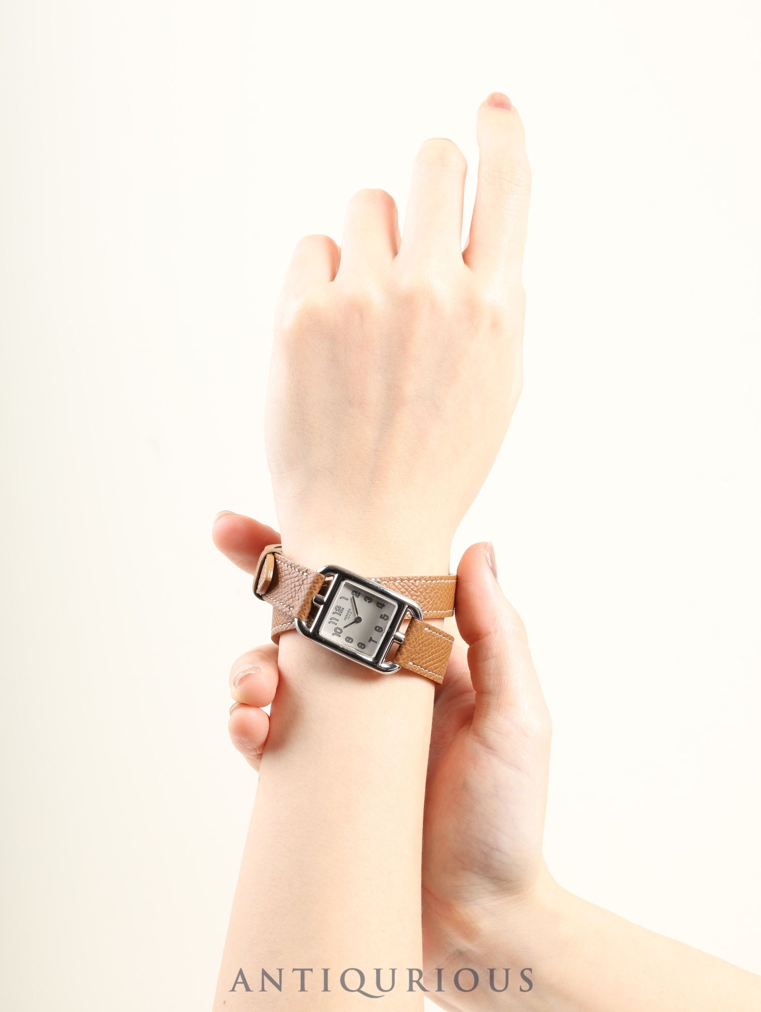 エルメス ケープコッド CC1.210.220 / VBNI クォーツ Cal.976.001 SS 革 純正尾錠（SS）シルバー文字盤 箱 冊子 保証書（2001年）純正革ベルト（□H刻印：2004年）オーバーホール済み