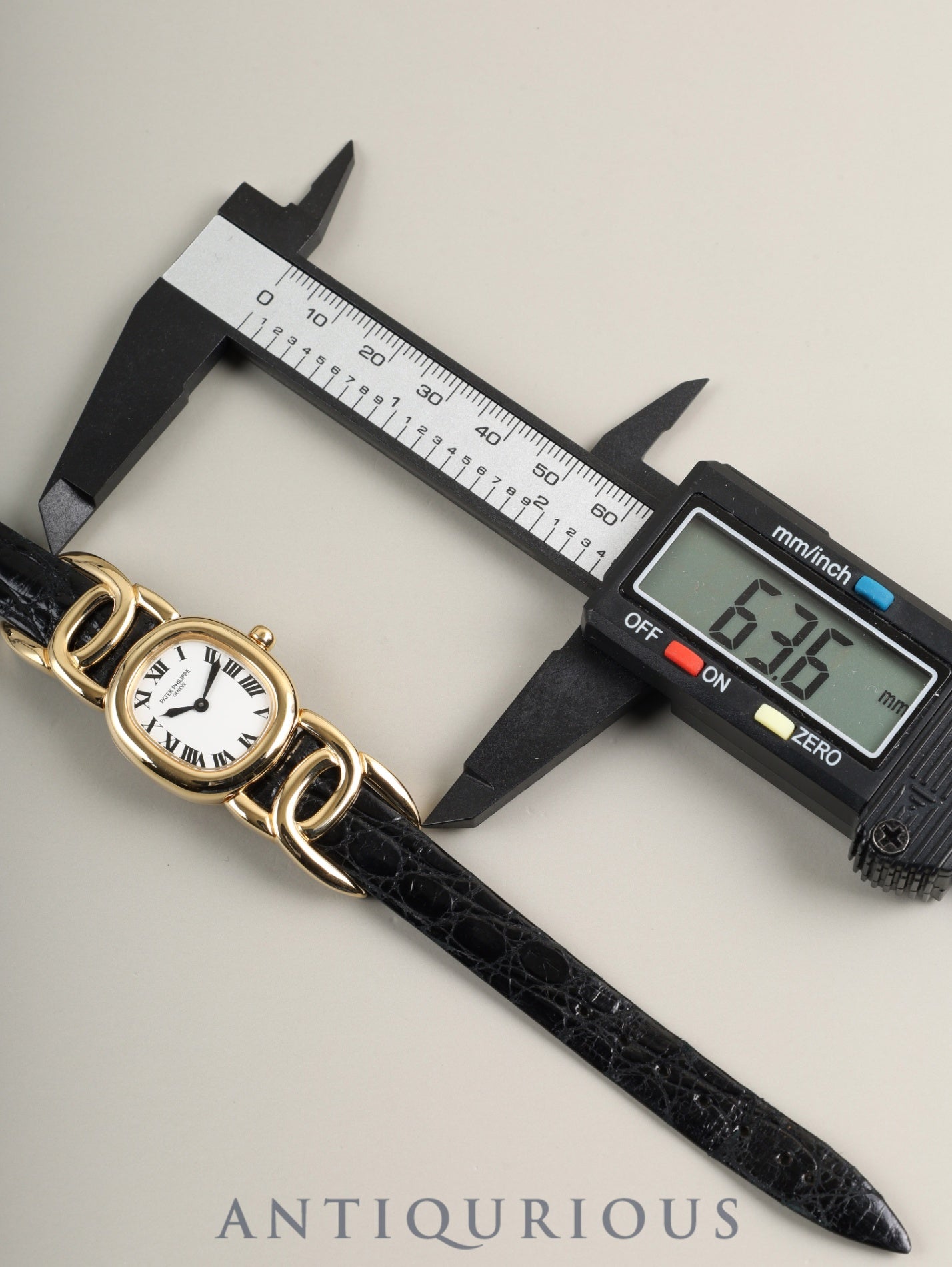 パテック・フィリップ ゴールデンエリプス 4830J クォーツ Cal.E15 750YG 純正レザーベルト 純正ピンバックル（750YG）ホワイトローマン オーバーホール済み