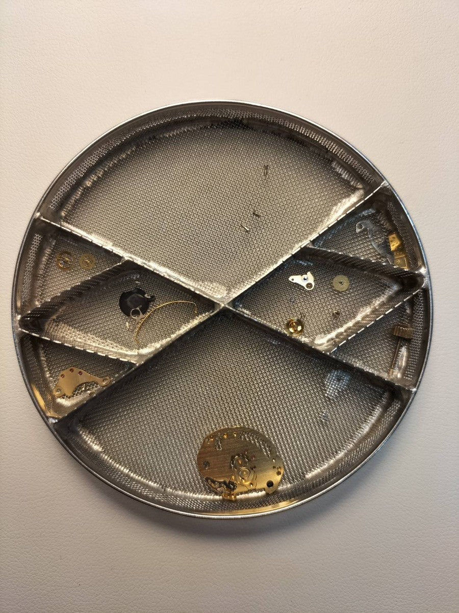 エルメス メドール 11.01 クォーツ Cal.976.001 GP 純正革ベルト（◯Y刻印：1995年） 純正ピンバックル（GP） ホワイト文字盤 箱 冊子 タグ 保証書（1995年）オーバーホール済み